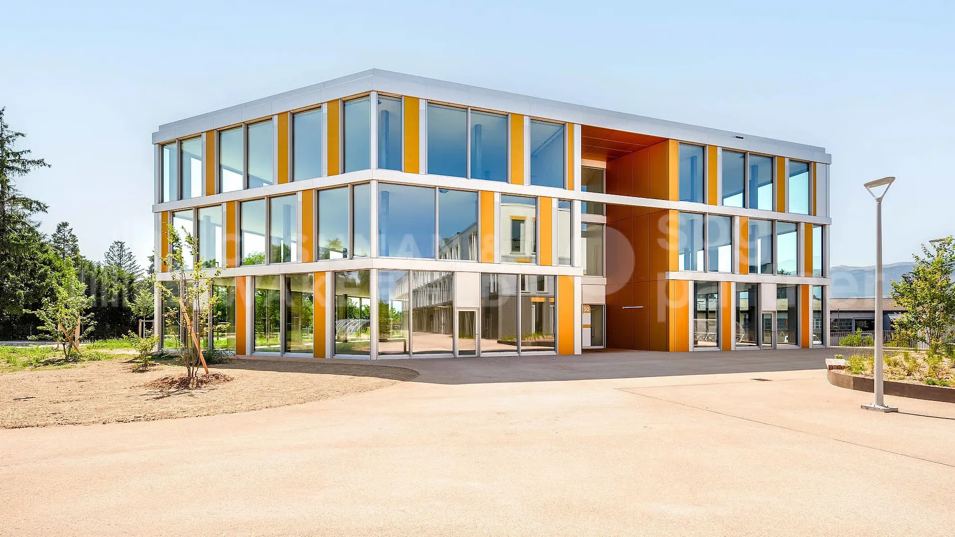 Quarz'Executive - Gewerbliches, industrielles und Bürogebäude - 3?500 m² in Vernier