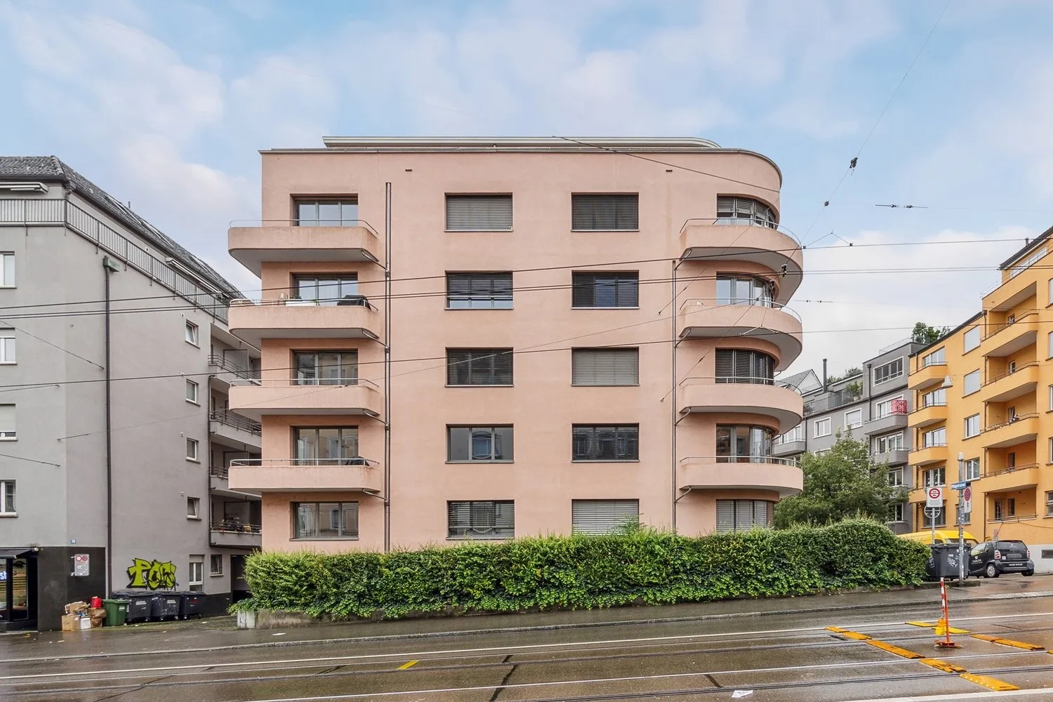 Moderne Wohnung in unmittelbarer Nähe des Schaffhauserplatzes