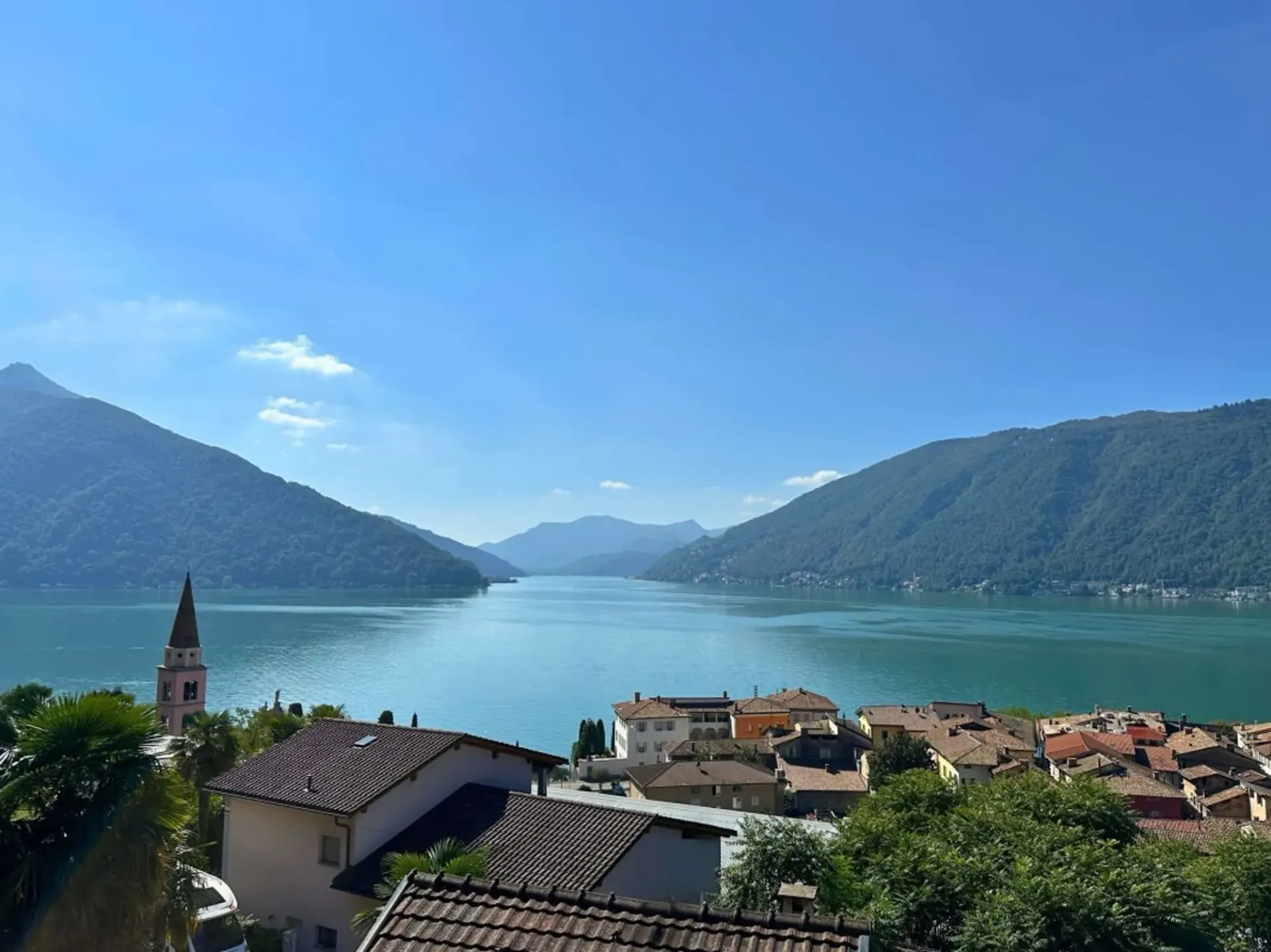 Interessantes Apartment mit 5.5 Zimmern, großer Terrasse und herrlicher Seesicht