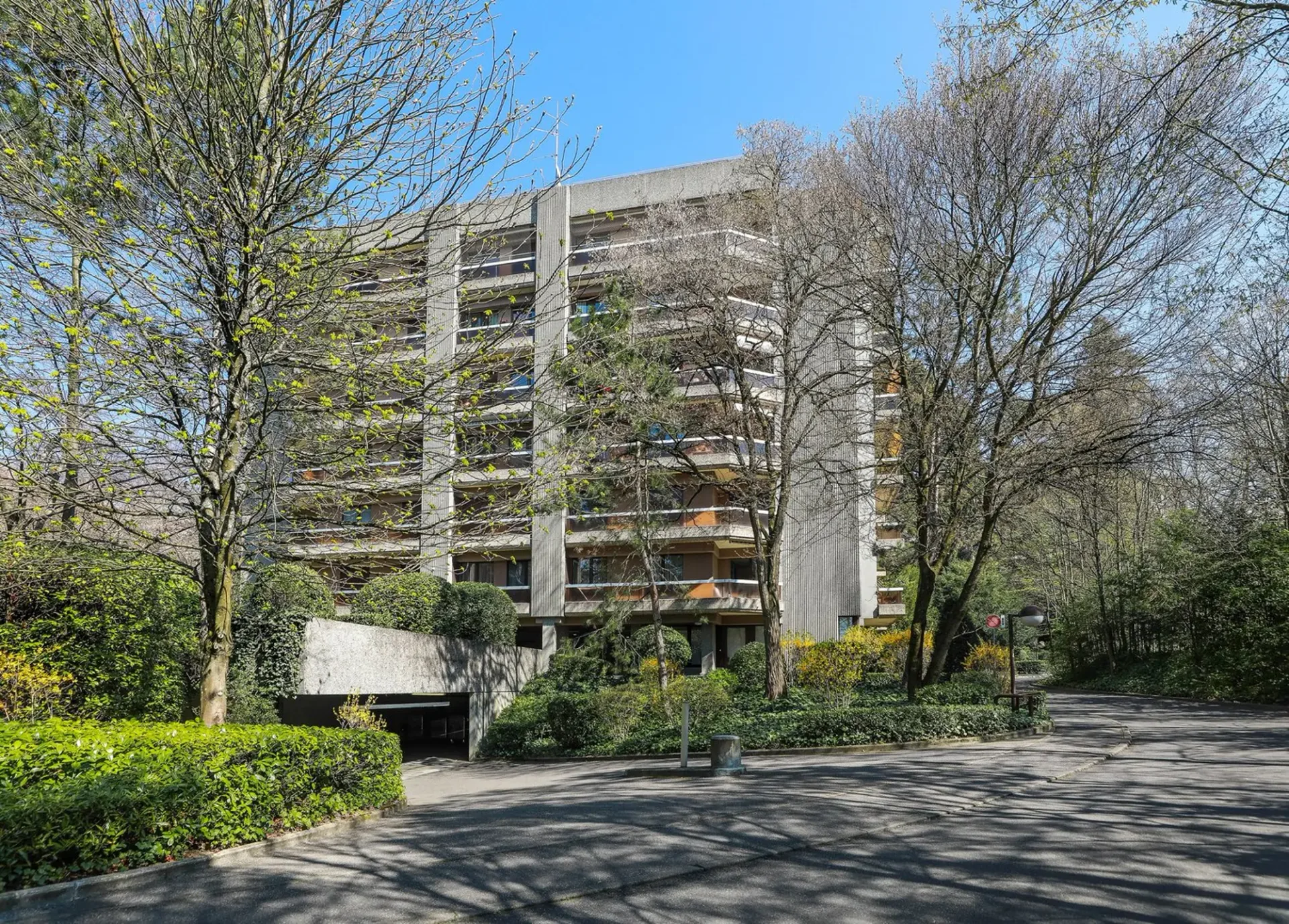 Place de parc à Frontenex