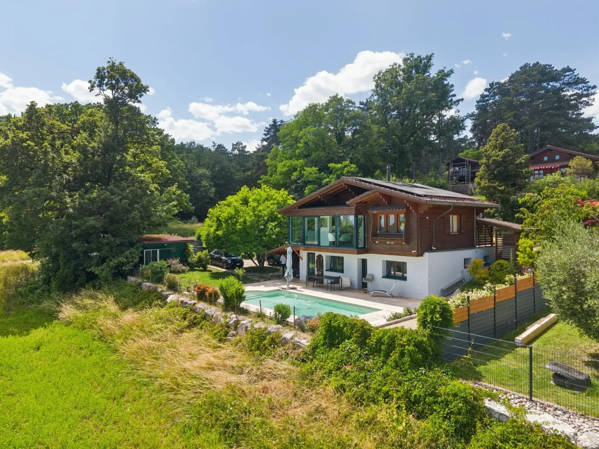 Prachtvolle Seesicht, Chalet mit Pool