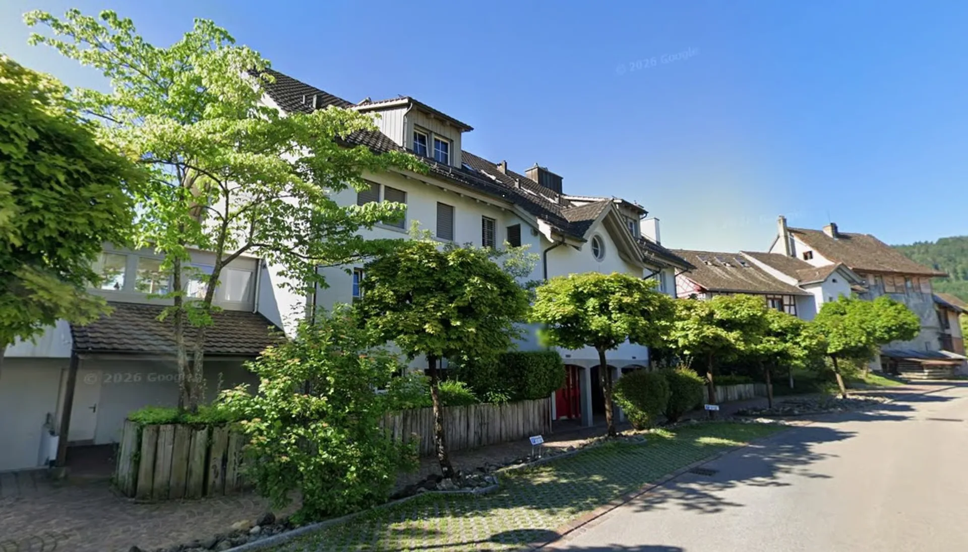 Charmante 4.5-Zimmer-Maisonette-Wohnung in Egg (ZH)