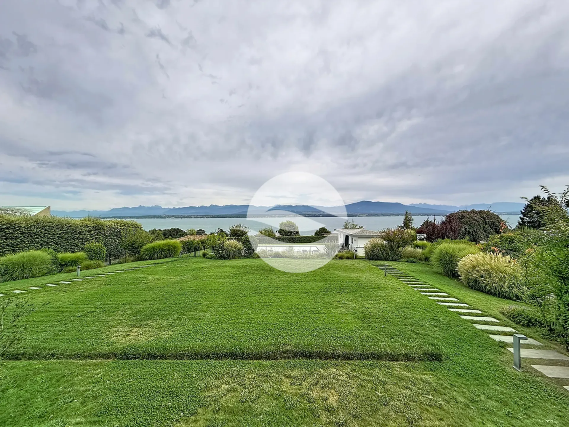 Prachtiges Duplex mit Blick auf den See und die Alpen - Schwimmbad und Gemeinschaftsgarten