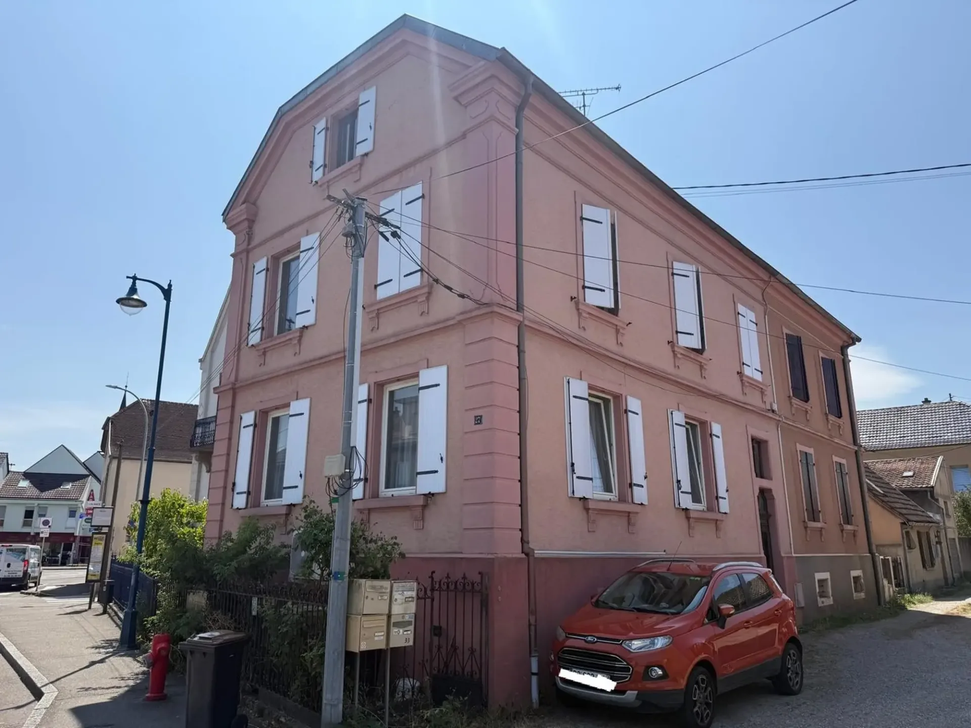 Casa vecchia nel centro di Pfastatt