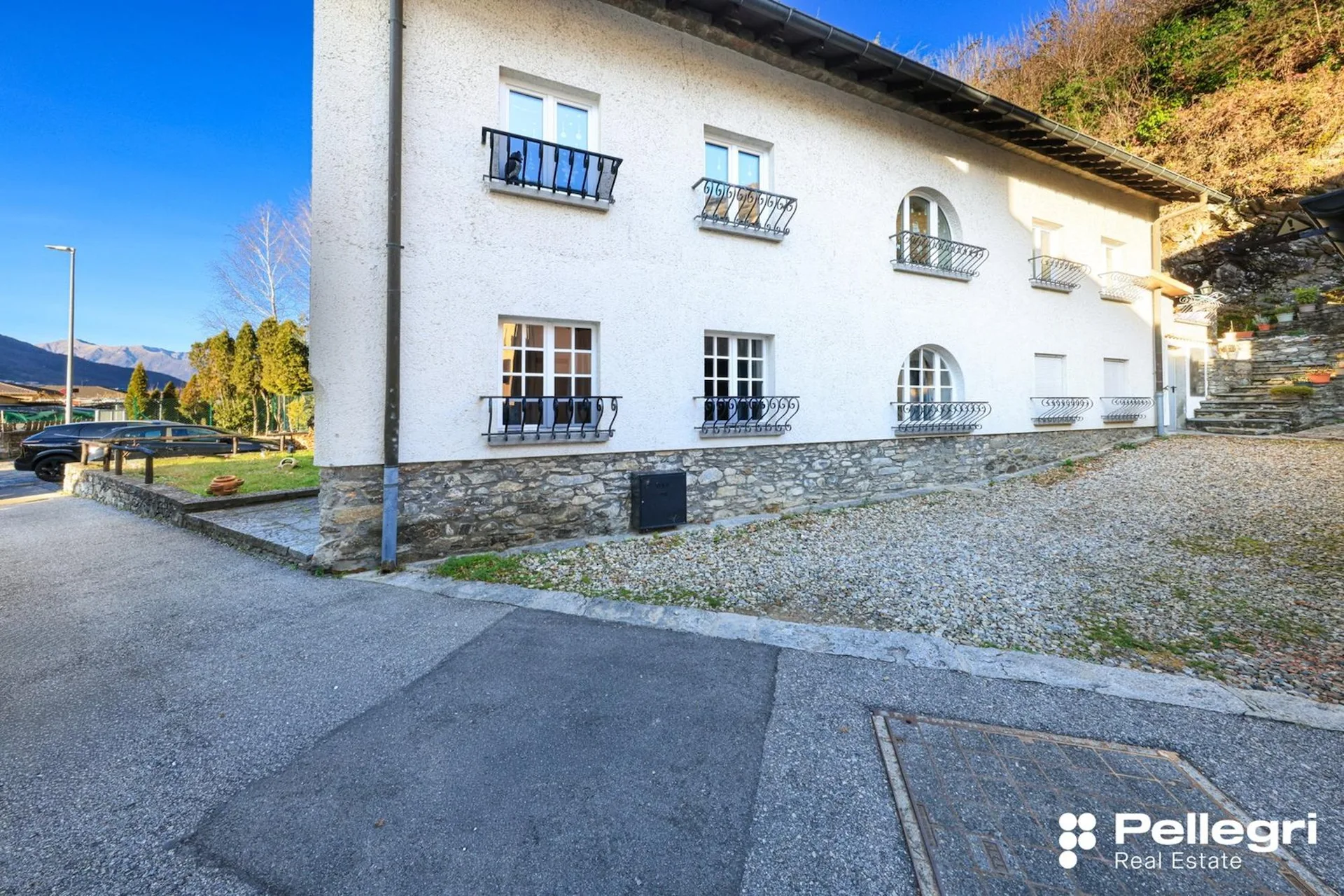 Tessiner Zweifamilienhaus im Herzen des Tessins