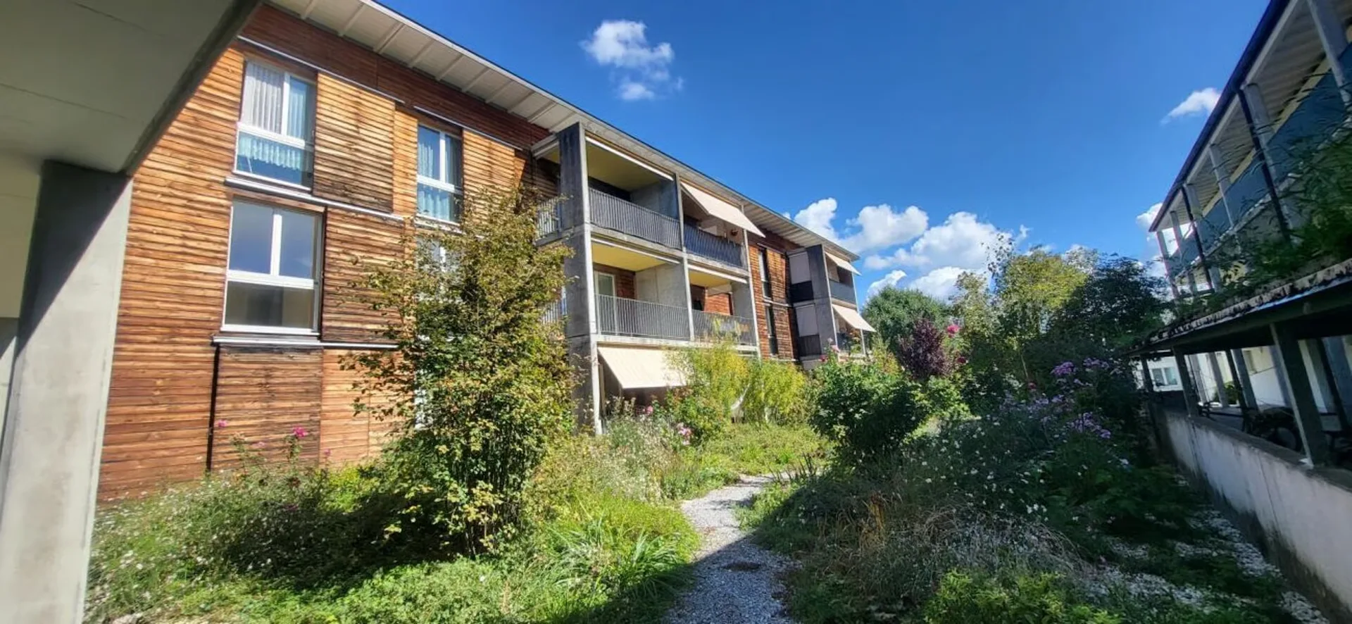 Schöne 3-Zimmerwohnung sucht neuen Bewohner mit Flair fürs Grüne!