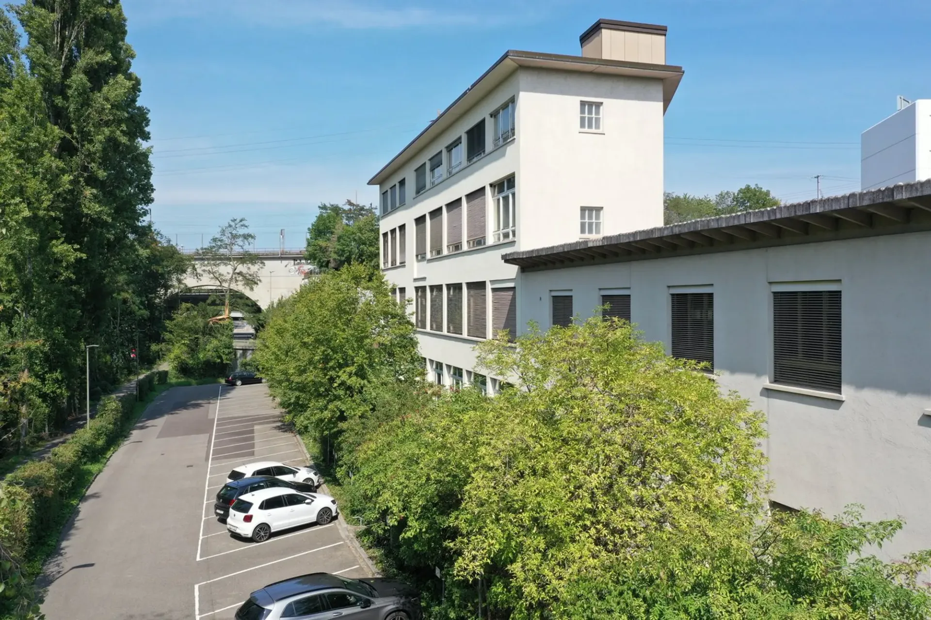 Ufficio/Commerciale 406 m2 per uso interinale