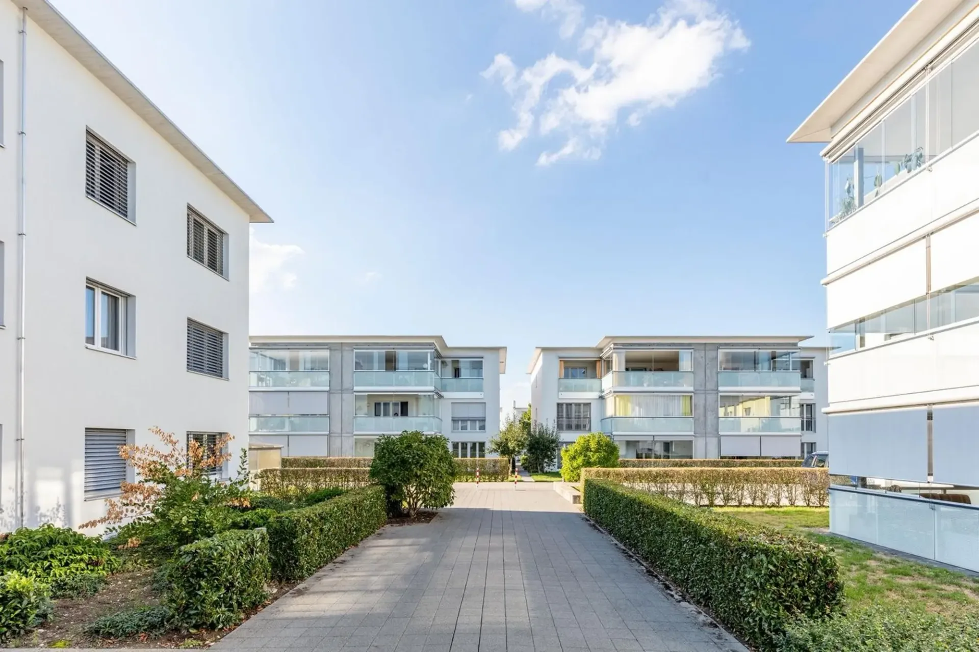 Attraktive 4.5 Zimmer-Wohnung im Erdgeschoss