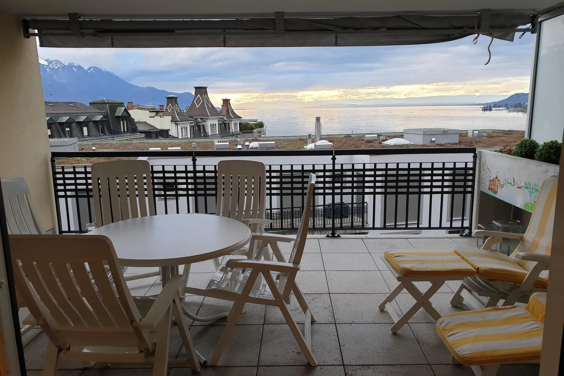 Furnished 3.5-room apartment in the city center of Montreux