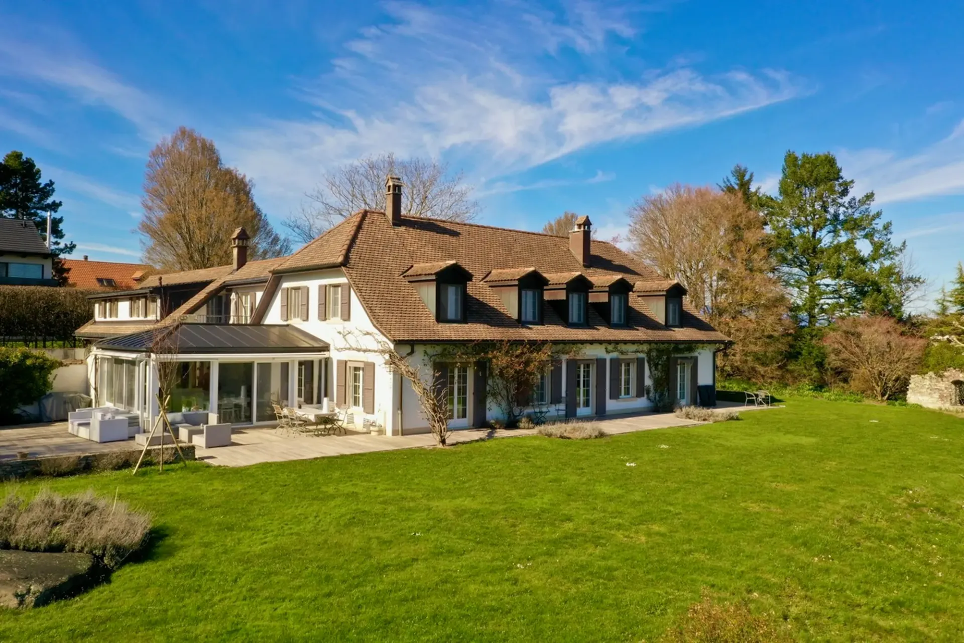 Charming property, grandiose panorama, absolute elegance on 420 m2