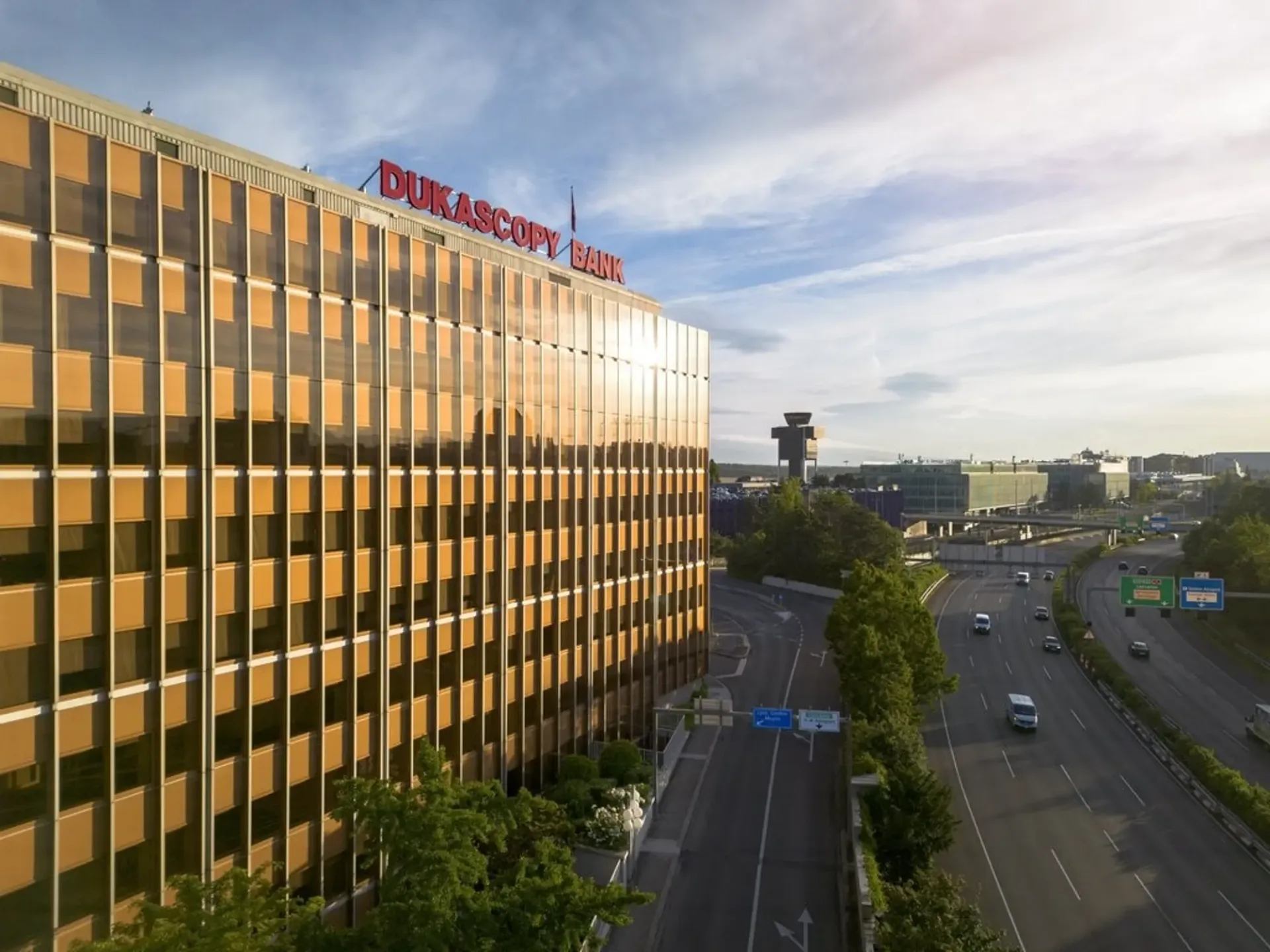 417 m2 Bürofläche im 3. Stock renoviert