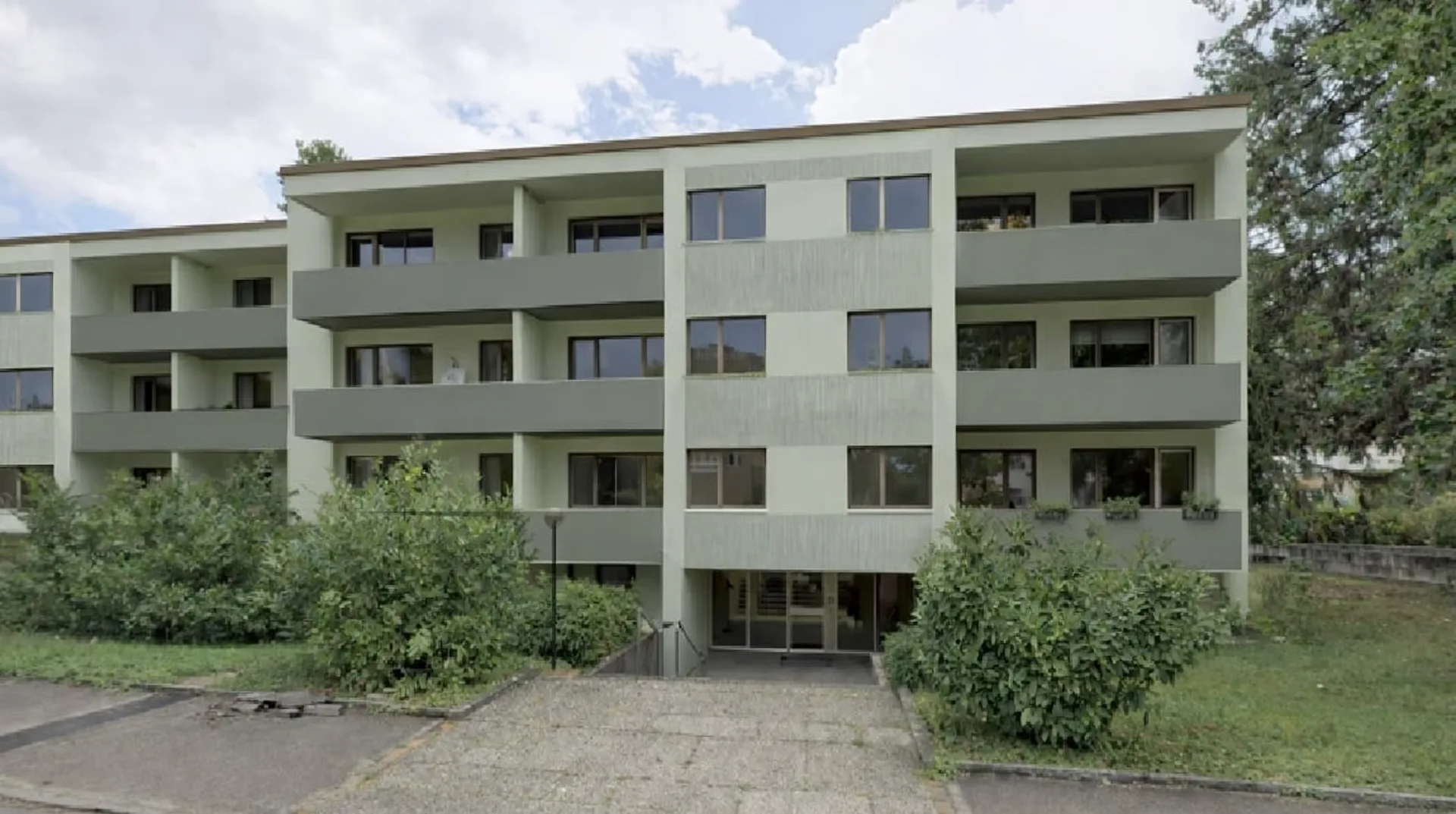 Helle, moderne 2-Zimmer-Wohnung in Reinach