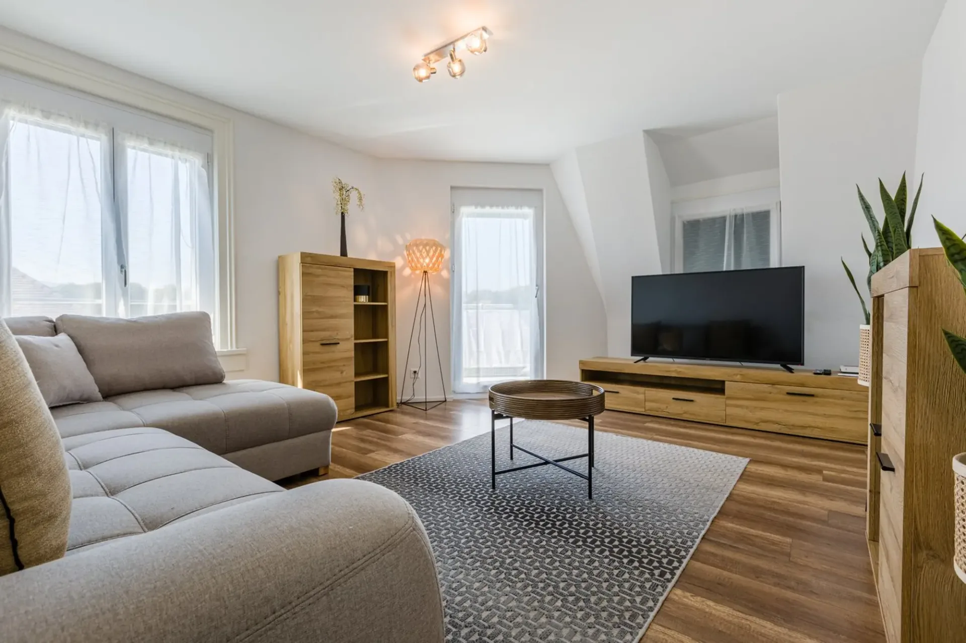 Modern 2.5-room apartment with balcony in Arbon – available immediately!