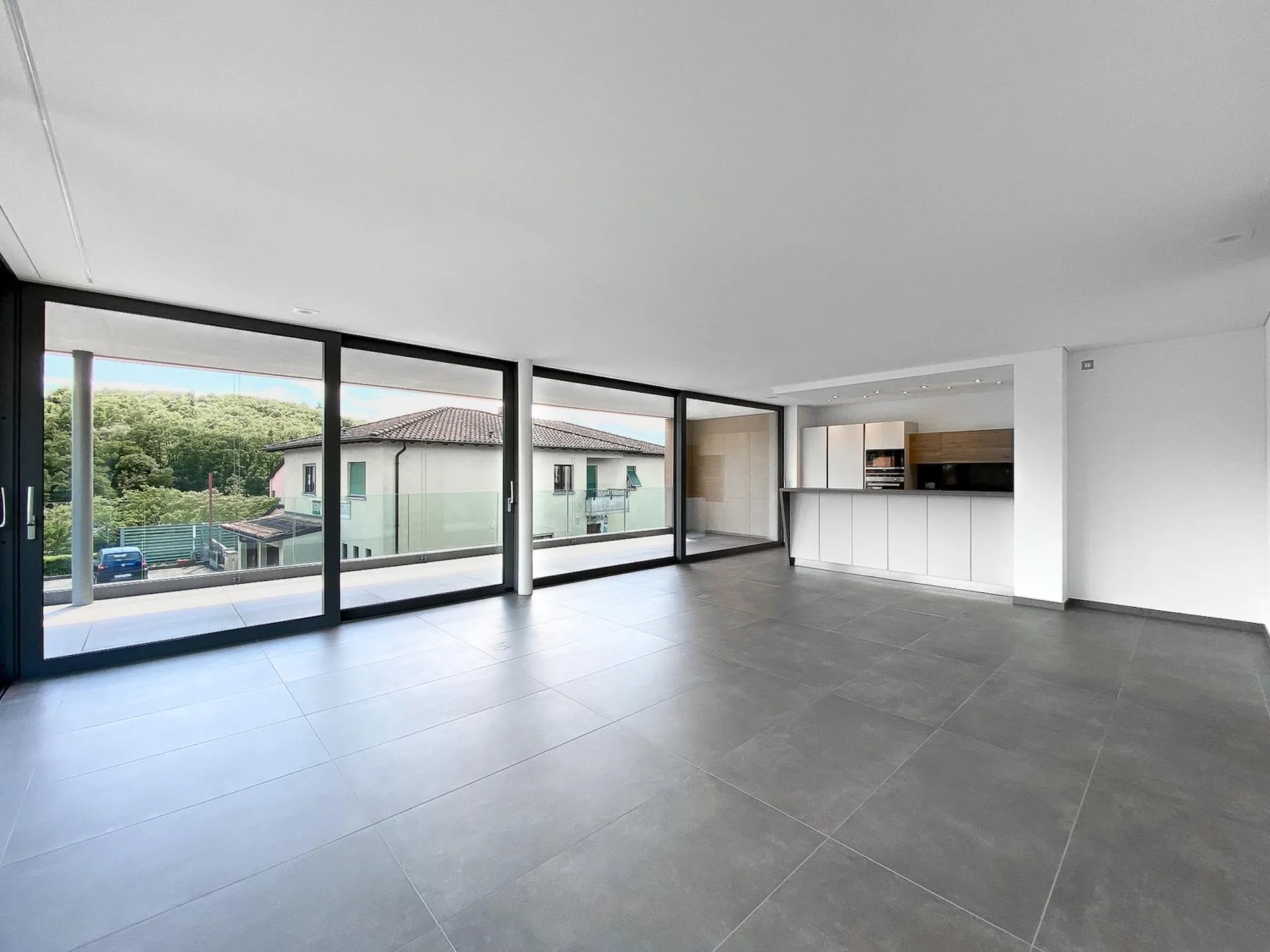 Modernes 3.5-Zimmer-Wohnung in erster Lage in Comano