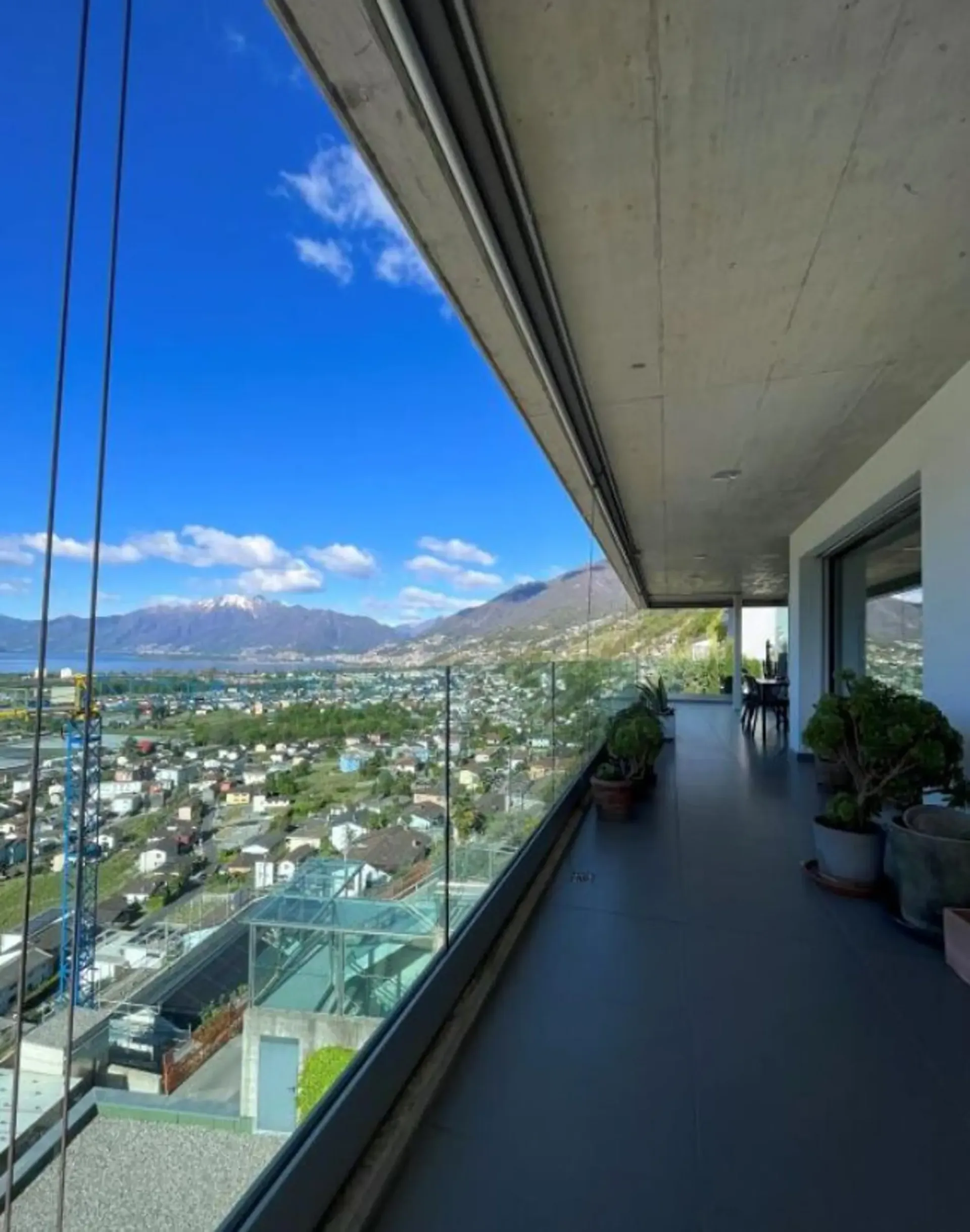 GORDOLA – PENTHOUSE 4.5 ROOMS, PANORAMIC VIEW OF LAKE MAGGIORE/SECOND RESIDENCE