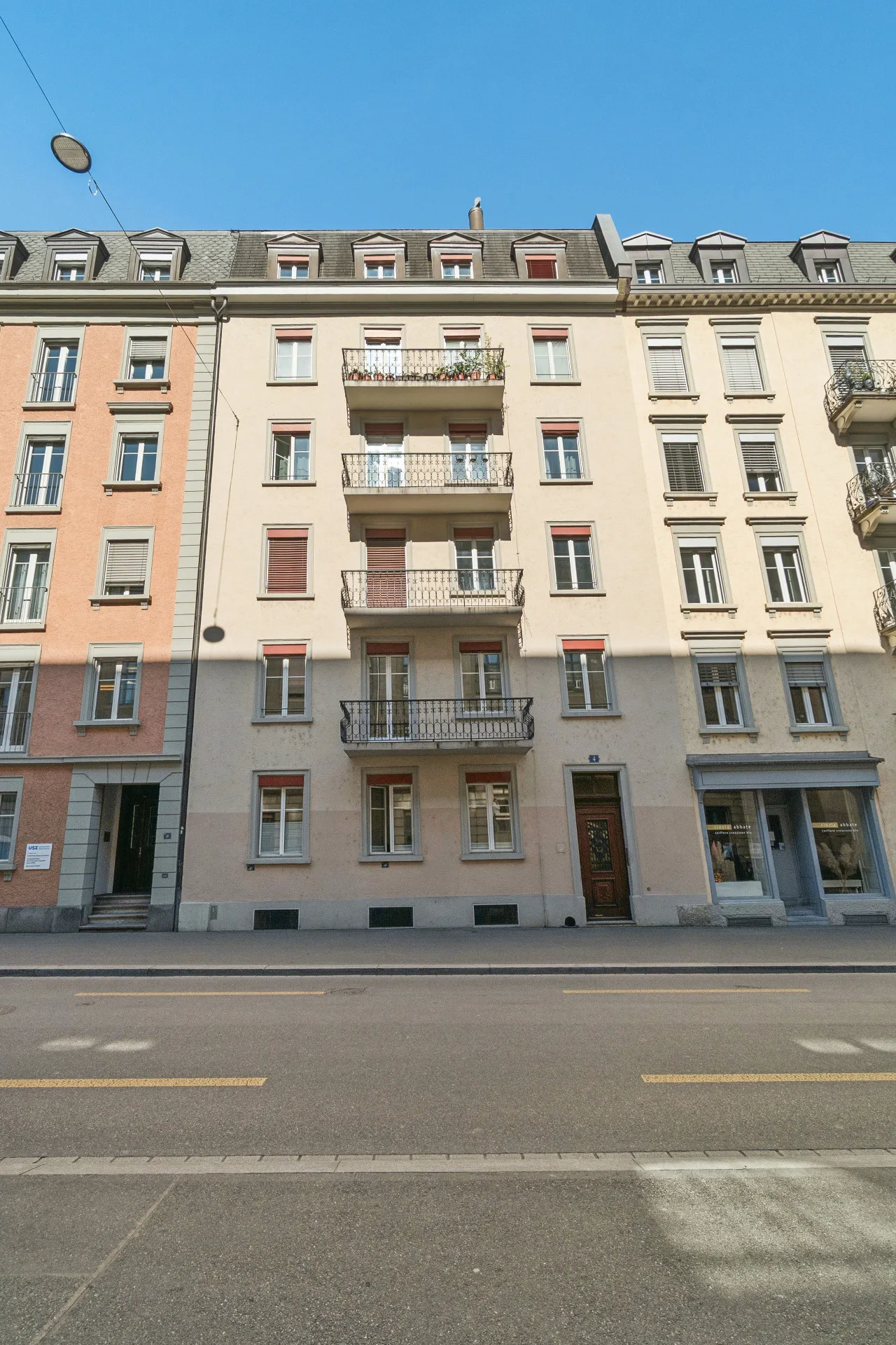 Appartement 4 pièces dans le district 6 (près de l'hôpital universitaire de Zurich)