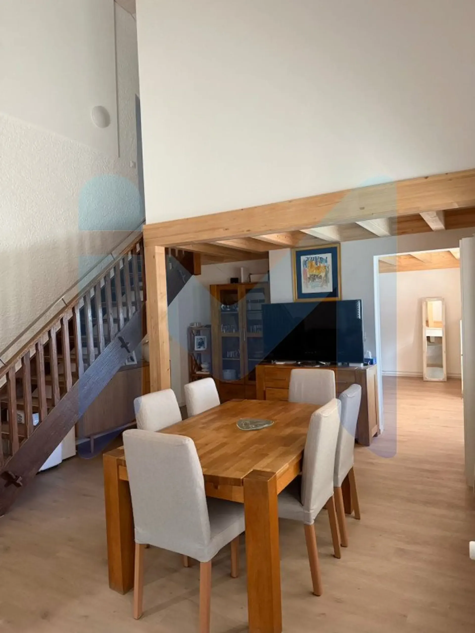 Wunderschönes Duplex mit 3.5 Zimmern, renoviert 2025, im Herzen der Natur