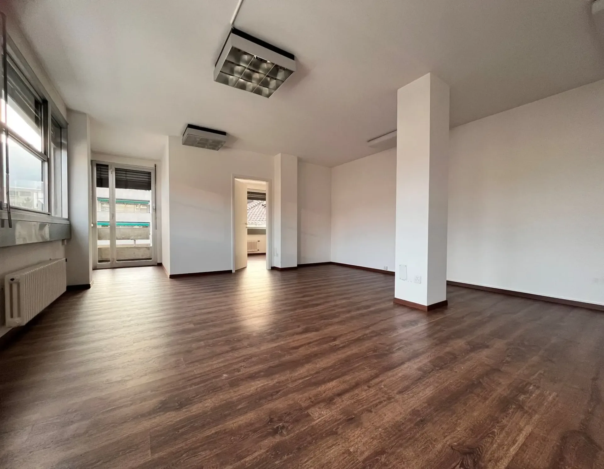 Renovated office for rent in Chiasso