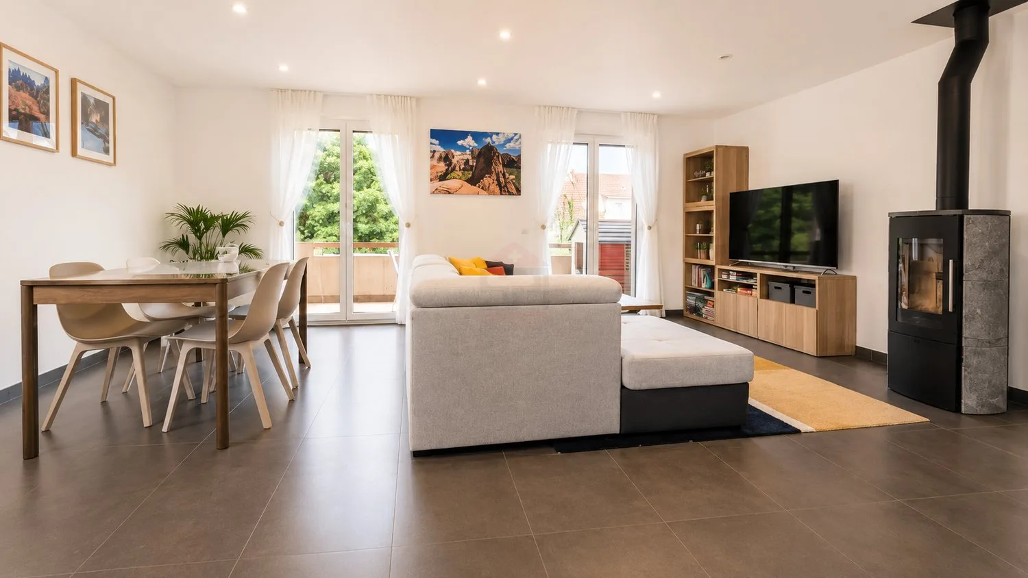 Duplex mit 4,5 Zimmern – Eleganz, Licht und Lebensqualität