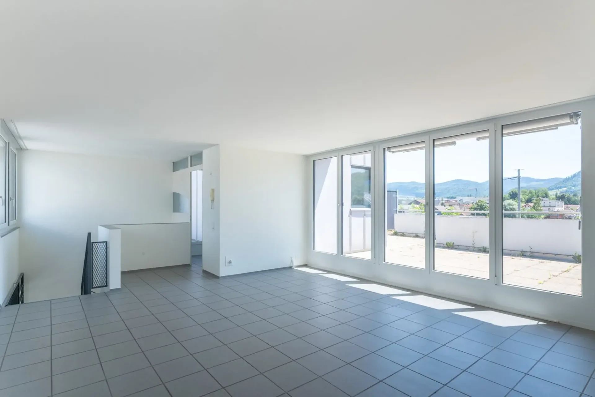 Grosszügige Maisonette-Wohnung mit toller Dachterrasse