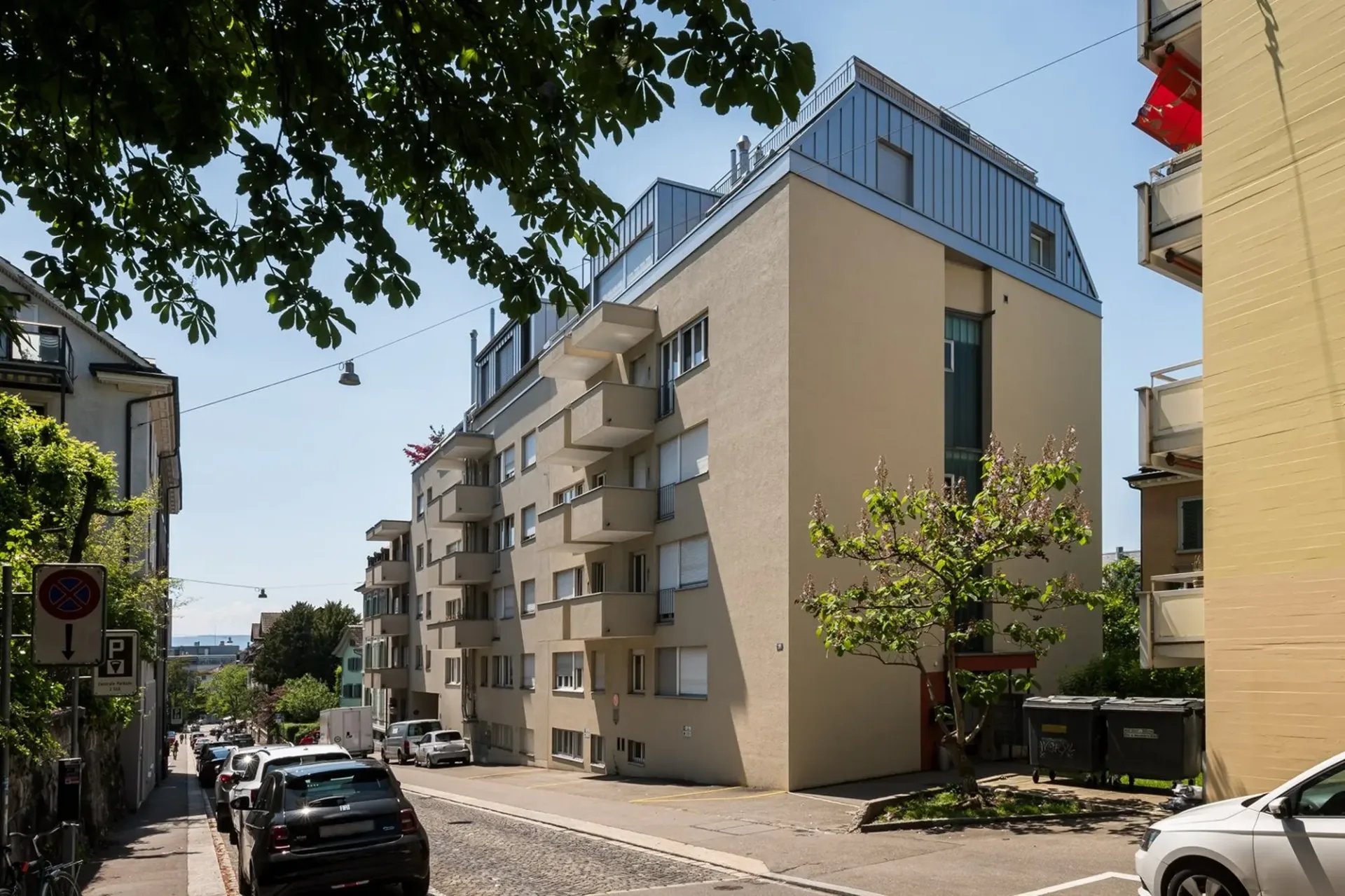 Tiefgaragen Parkplatz im Herzen von Kreis 6 zu vermieten
