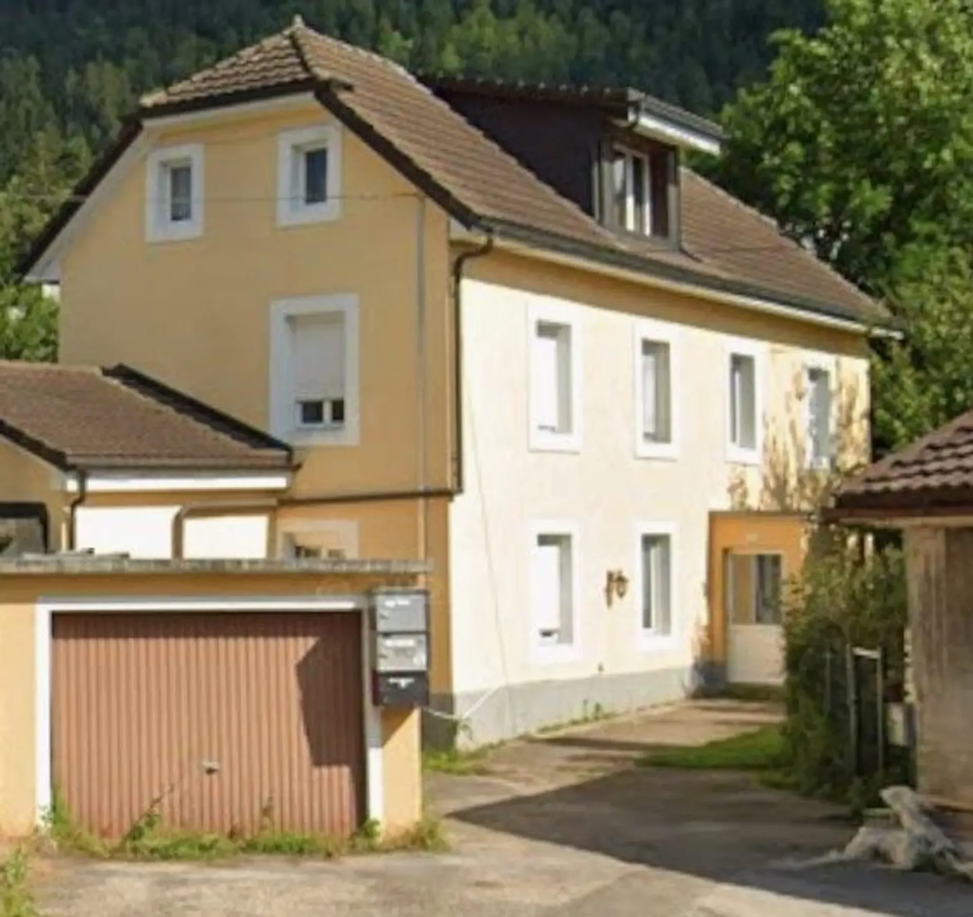 *Maison de zwei Apartments*