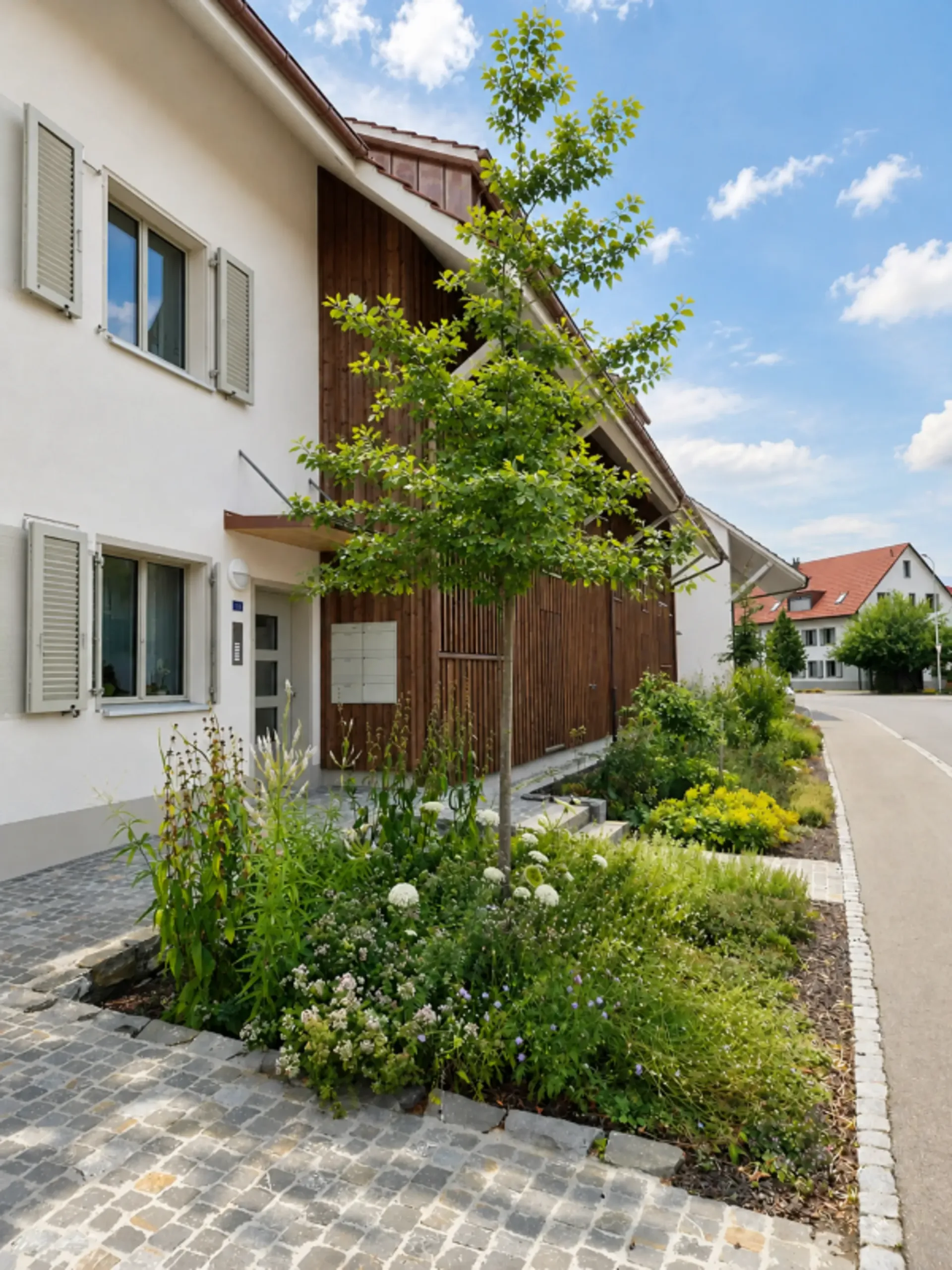 Grosszügige, moderne 3.5-Zimmer-Gartenwohnung zu vermieten
