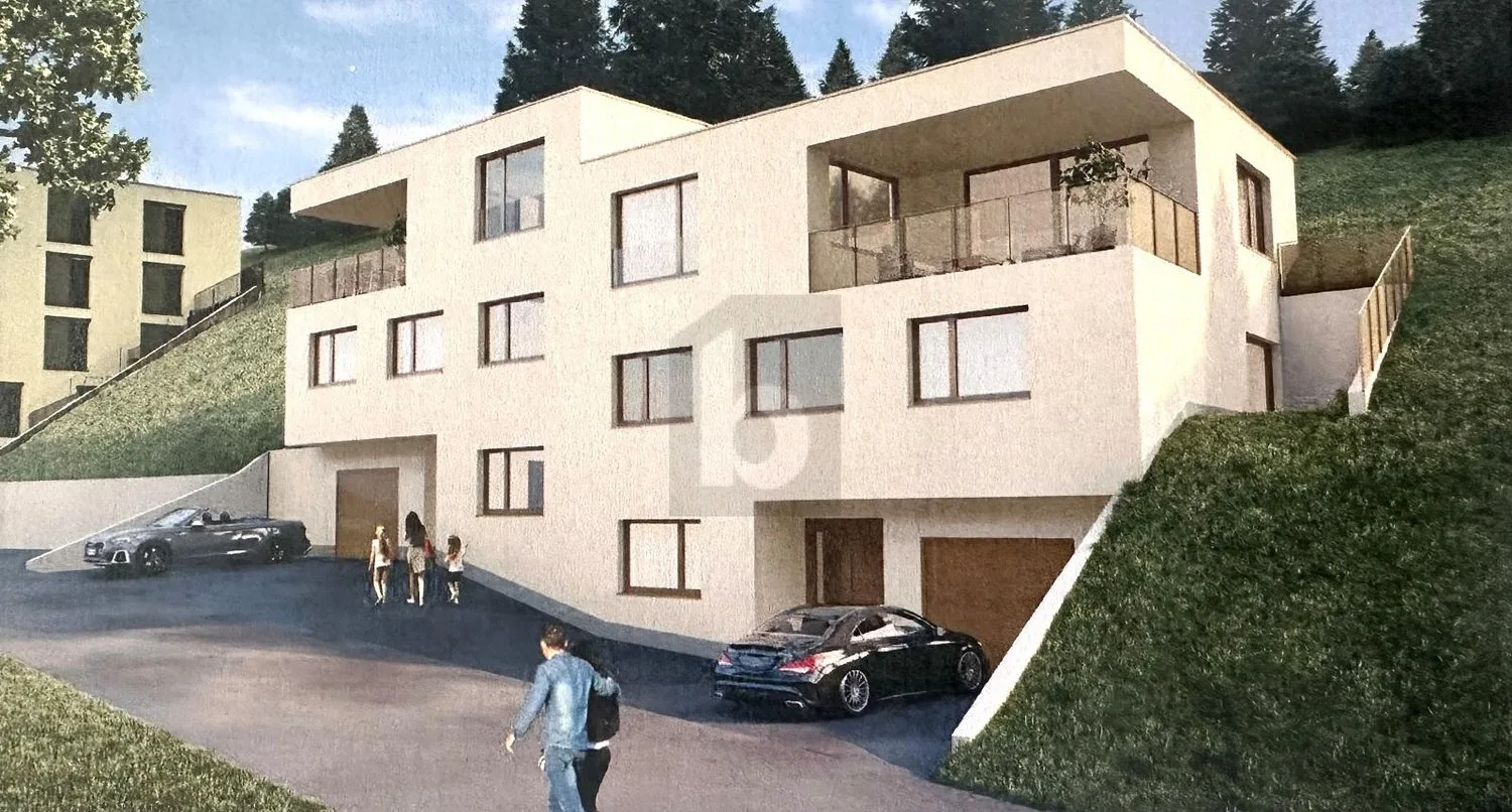NEUE HAUSHÄLFTE MIT MITGESTALTUNGSMÖGLICHKEIT