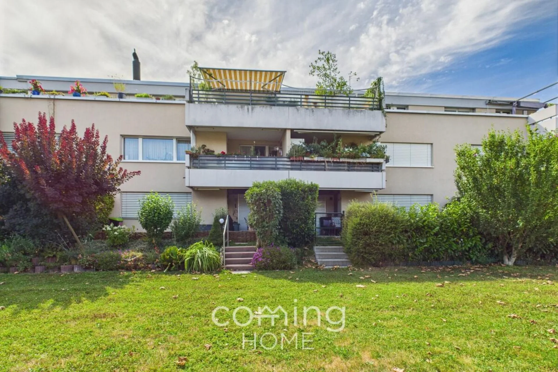 Gepflegte 3.5-Zimmer-Wohnung in Reinach BL - renoviert, mit Garage und ruhiger Familienlage