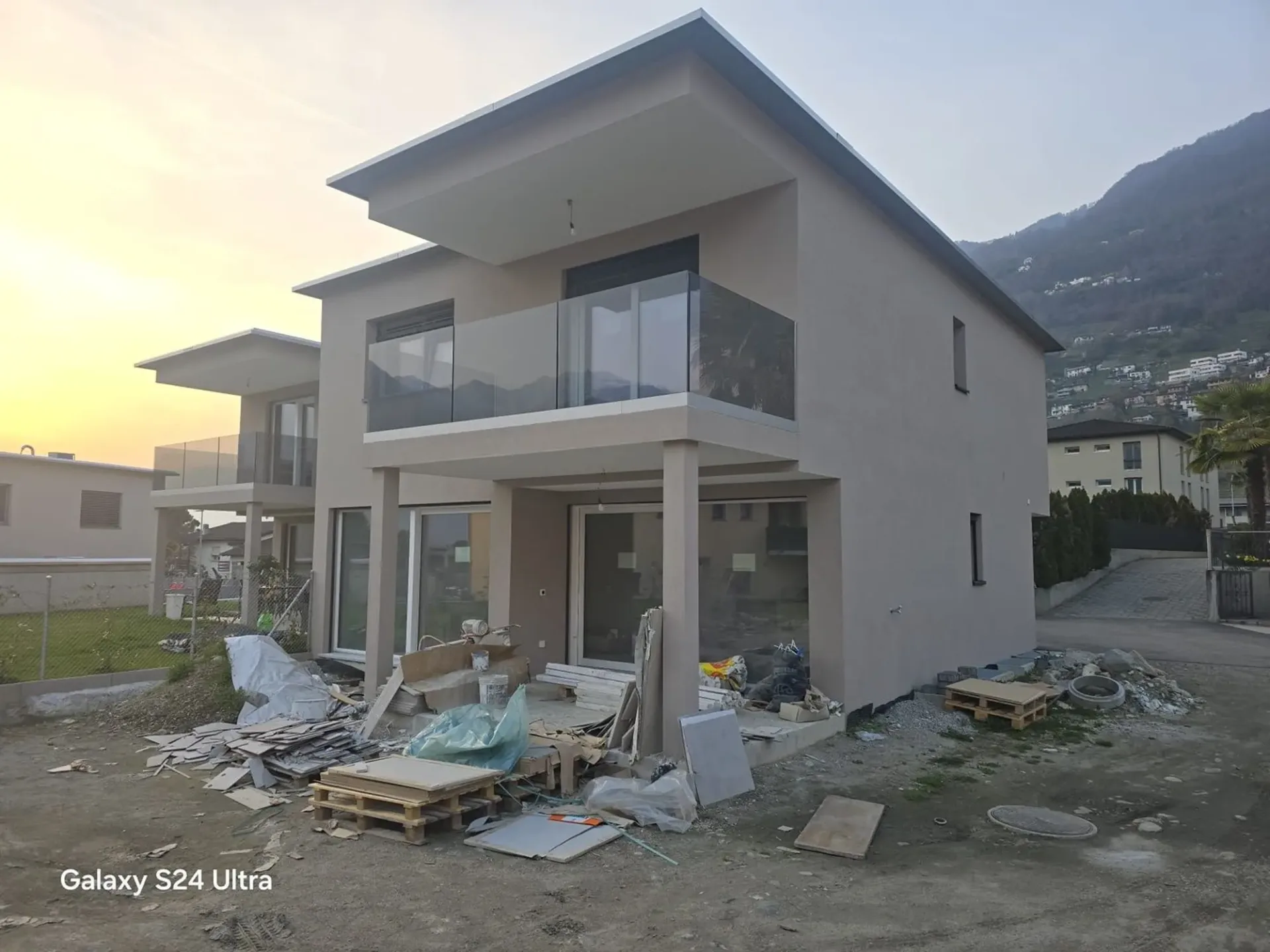 Haus mit 4,5 Zimmern, Cugnasco - Bereit für Übergabe