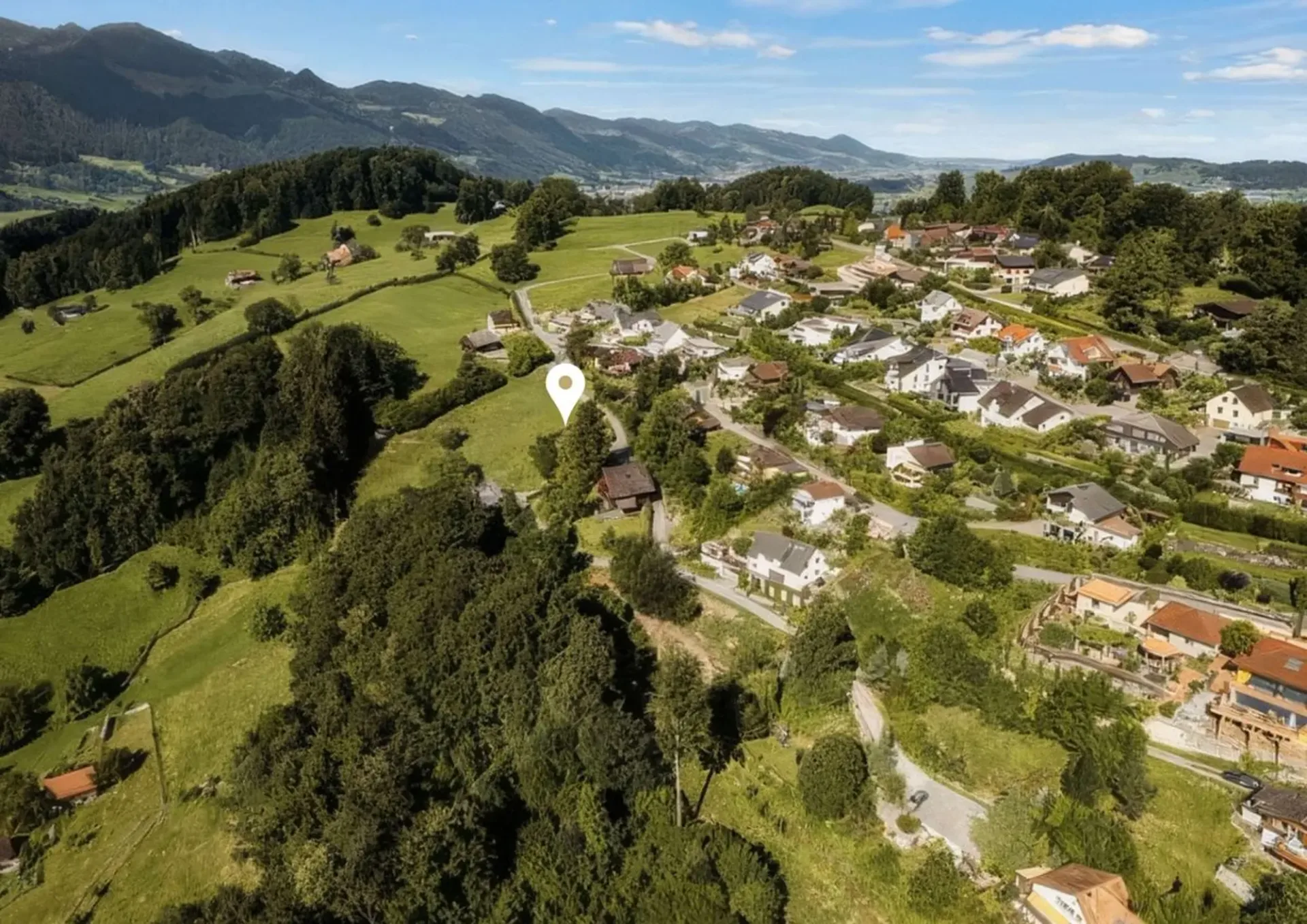 Panoramagrundstück in Benken - Naturidylle mit Nähe zu Zürich