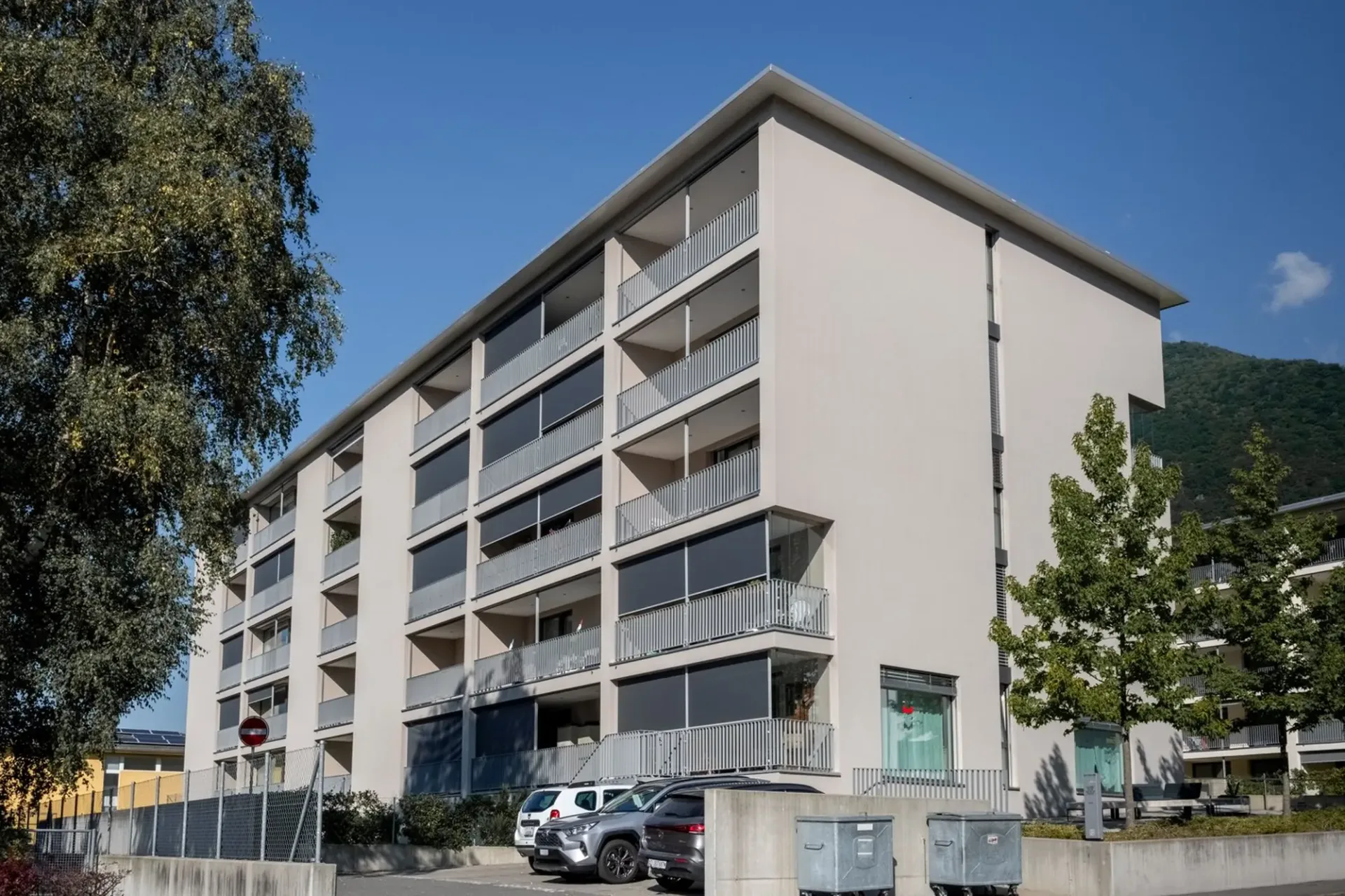 Praktischer Untergrundparkplatz