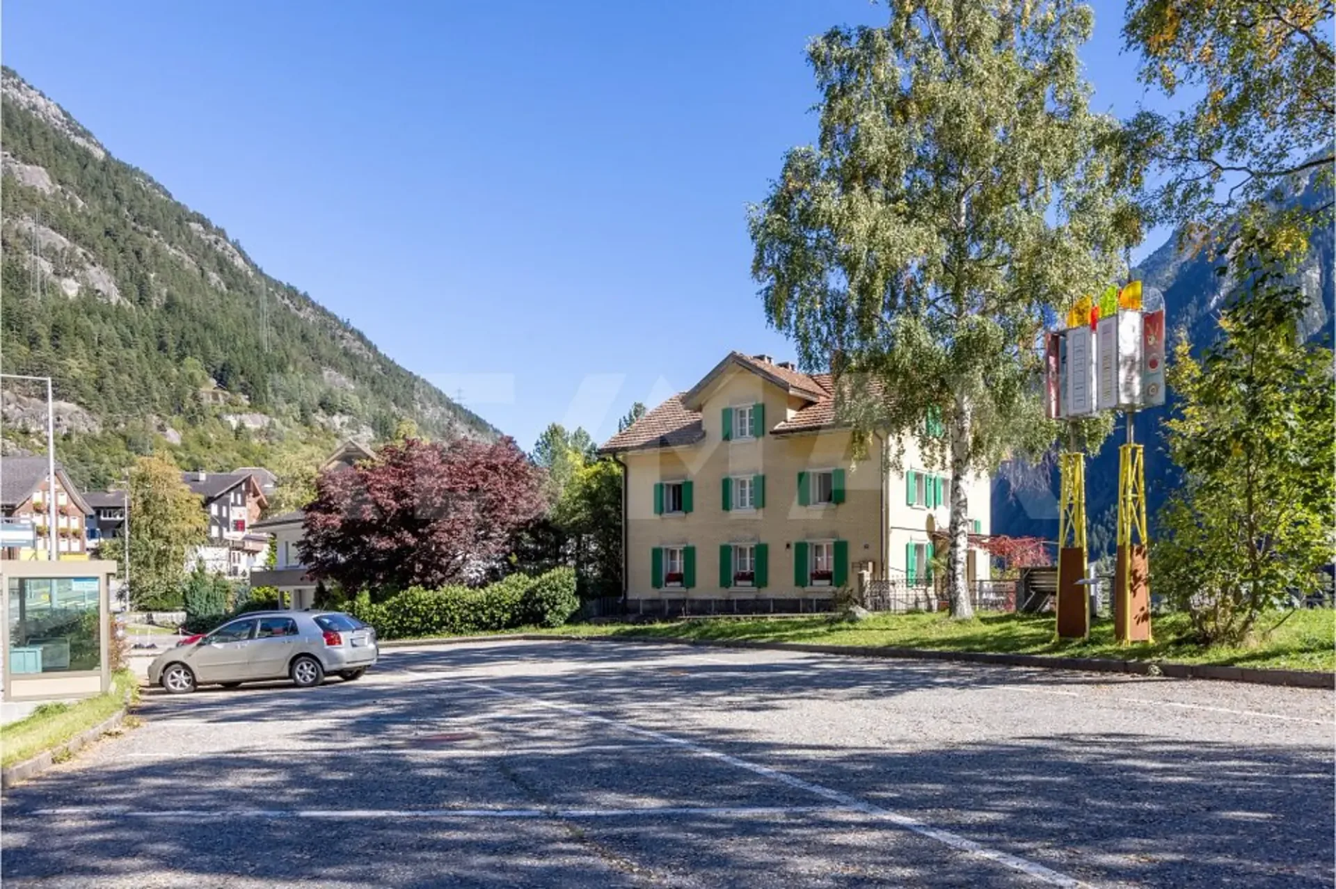 2-Familienhaus, Renditeobjekt, an zentraler Lage, 6484 Wassen UR