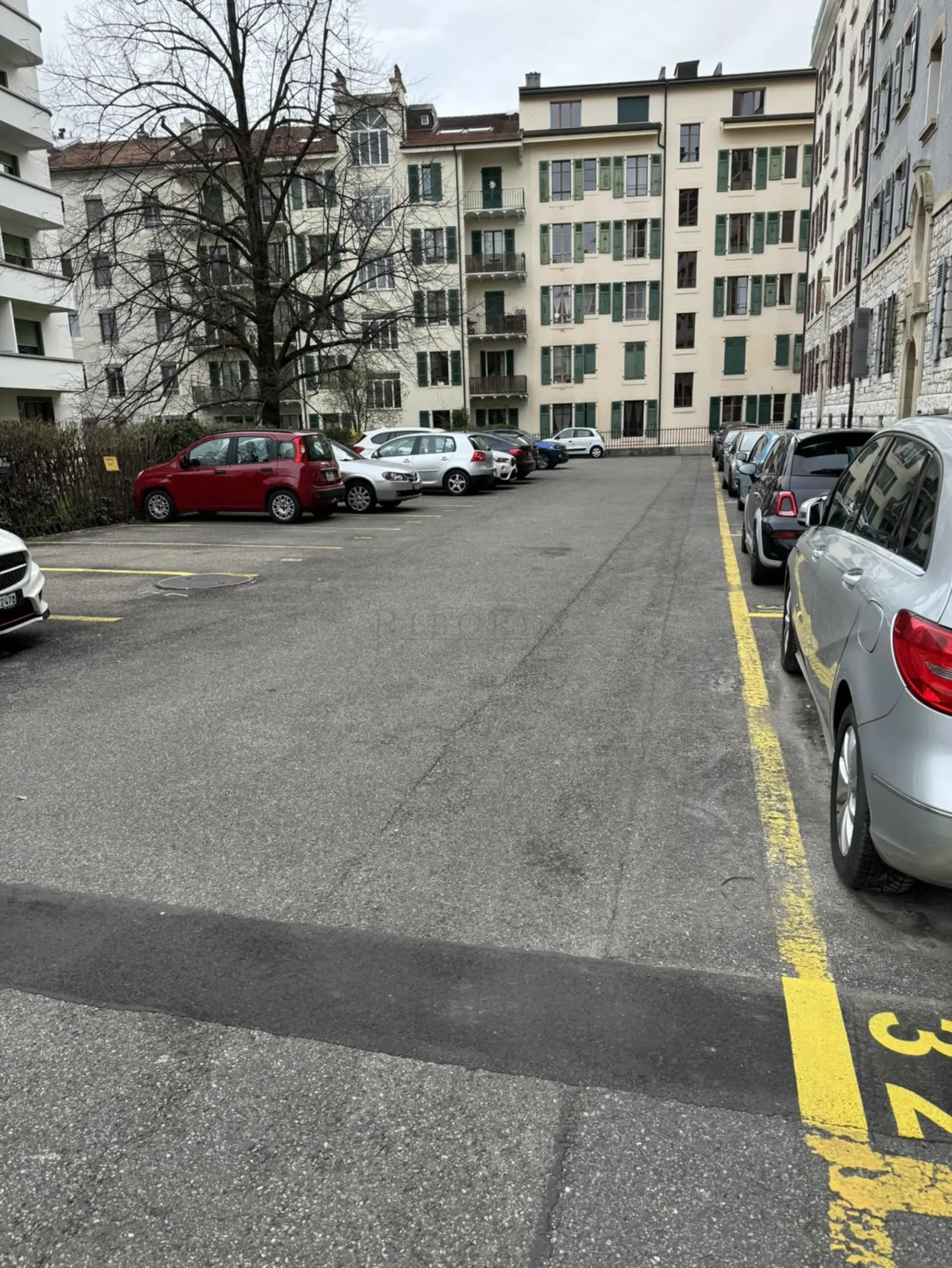 Sankt-Jean! Parkplatz zur Miete