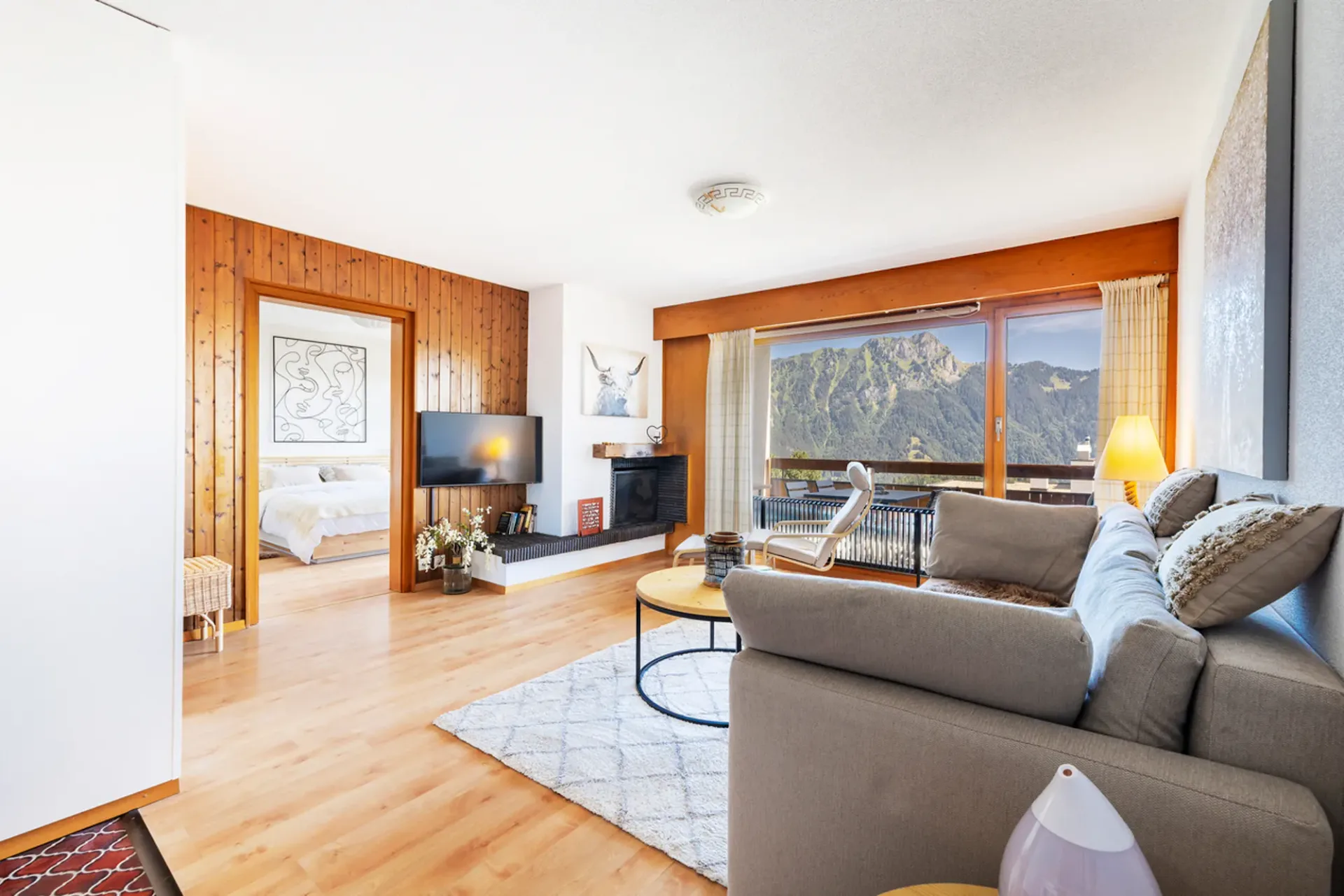 Lumineux appartement de 2.5 pièces proche des pistes de ski
