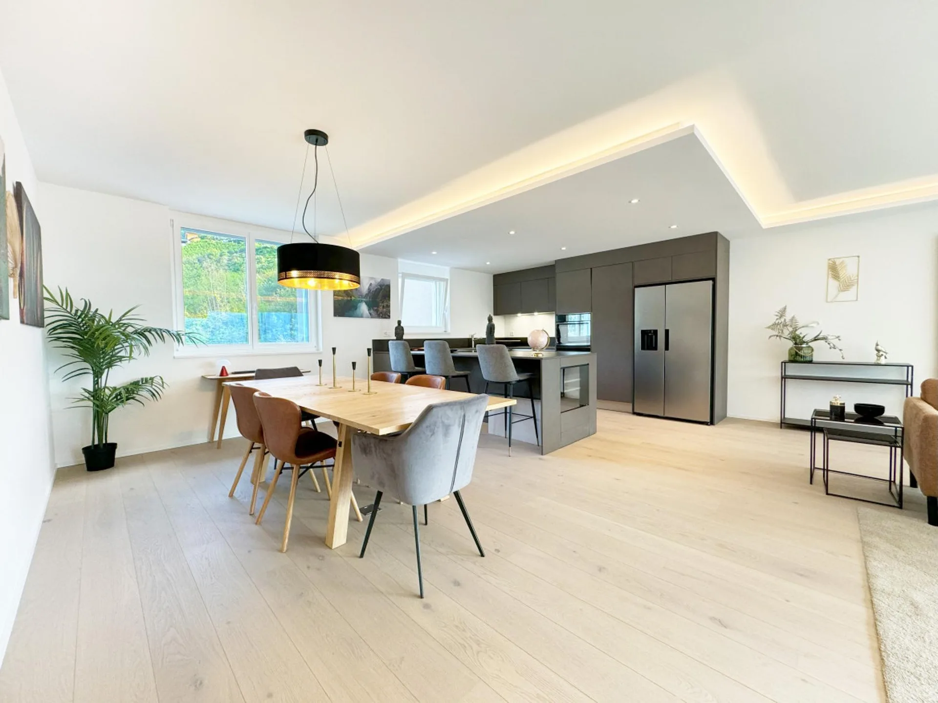 APPARTAMENTO 4.5 LOCALI DI ALTO STANDING - TERRAZZA VITRATA & AMBIENTE DI VITA PRIVILEGIATO A SAXON