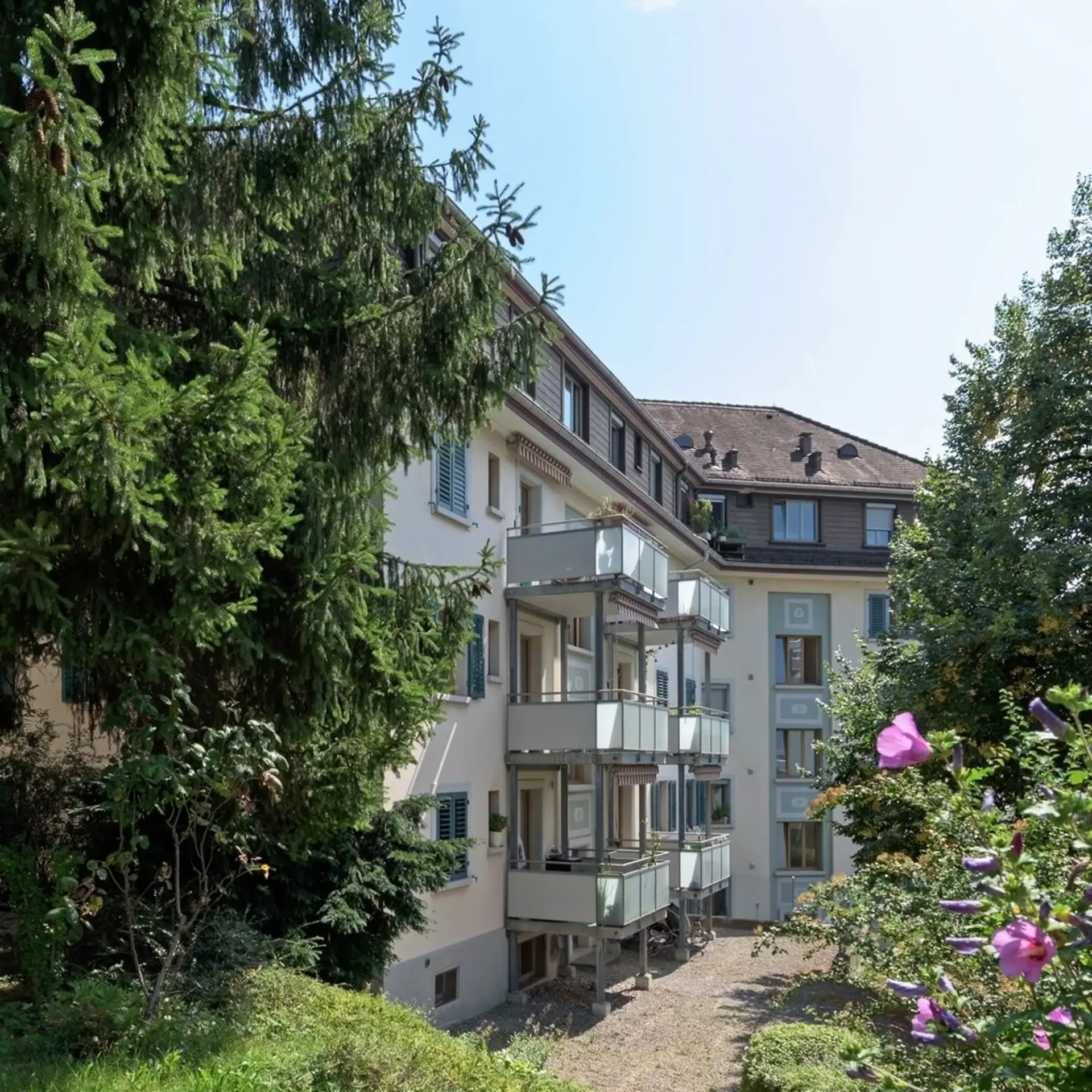 Charmante Altbauwohnung im schönen Wipkingen