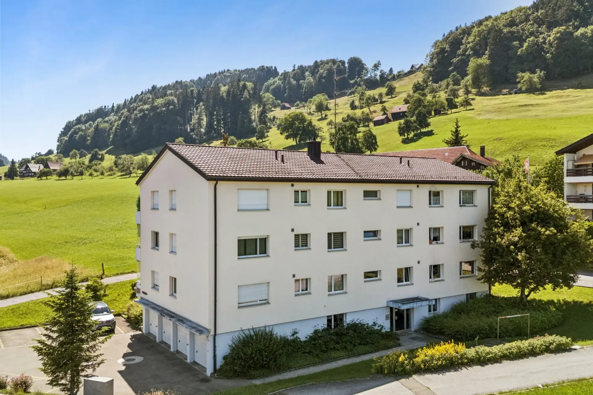 4.95 % RENDITE – MEHRFAMILIENHAUS ALS INVESTITION MIT PERSPEKTIVE