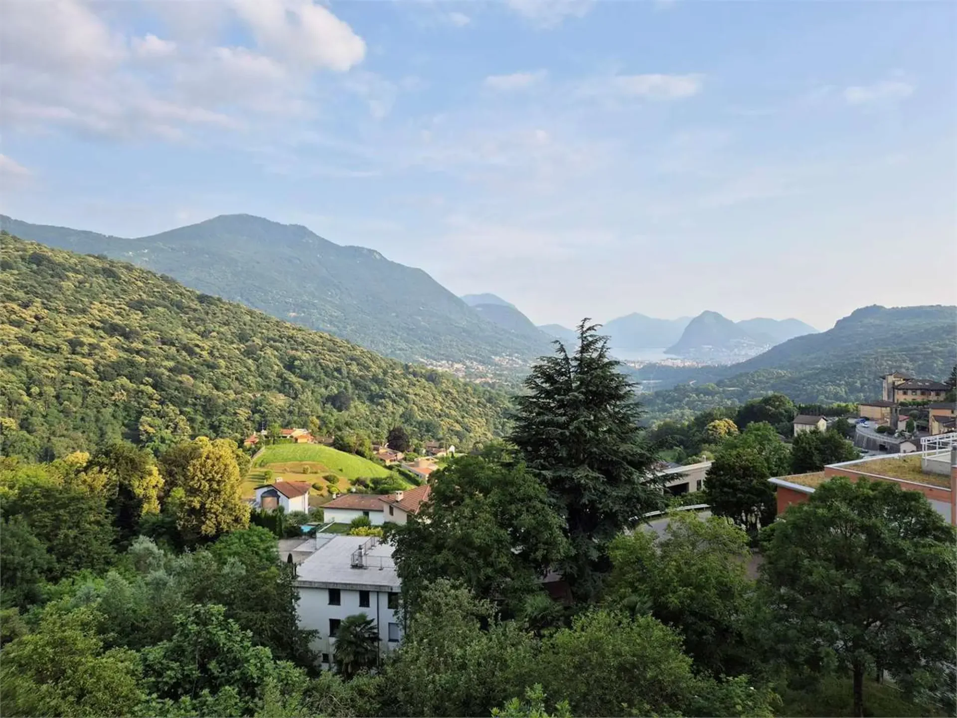 2613_Lopagno_Helles 2.5 Zimmer mit Panoramablick.