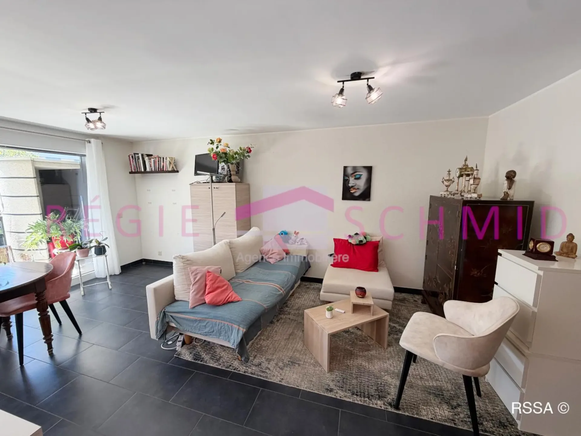 Wohnung mit 2,5 Zimmern und 85 m² PPE mit 2 Balkonen