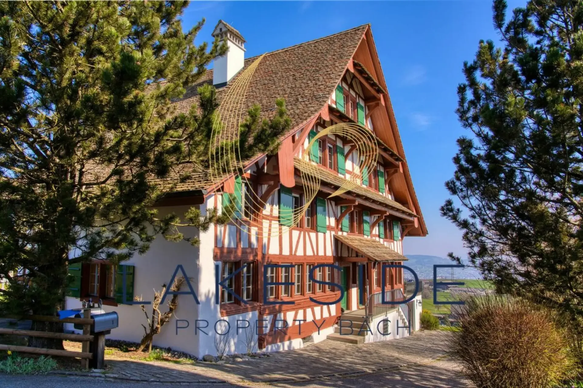 Sehr schöne 7 1/2 Zi-Wohnung im Riegelhaus zur Miete