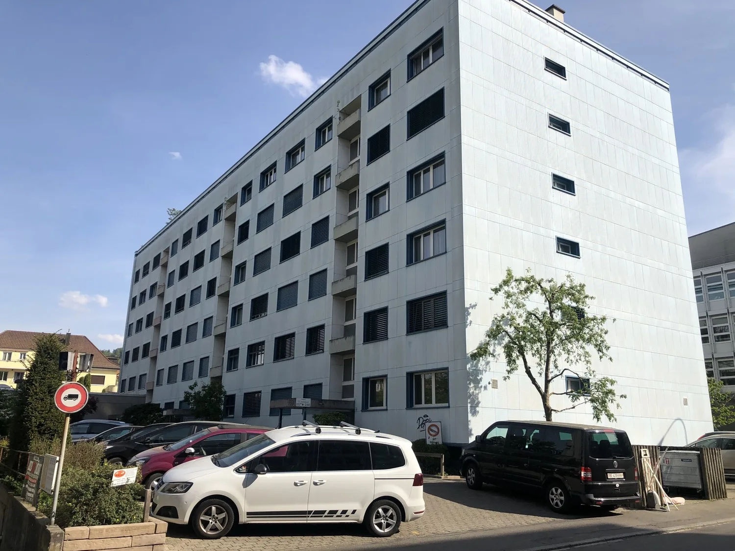 Frisch sanierte 3.5-Zimmerwohnung im Liebefeld mieten!