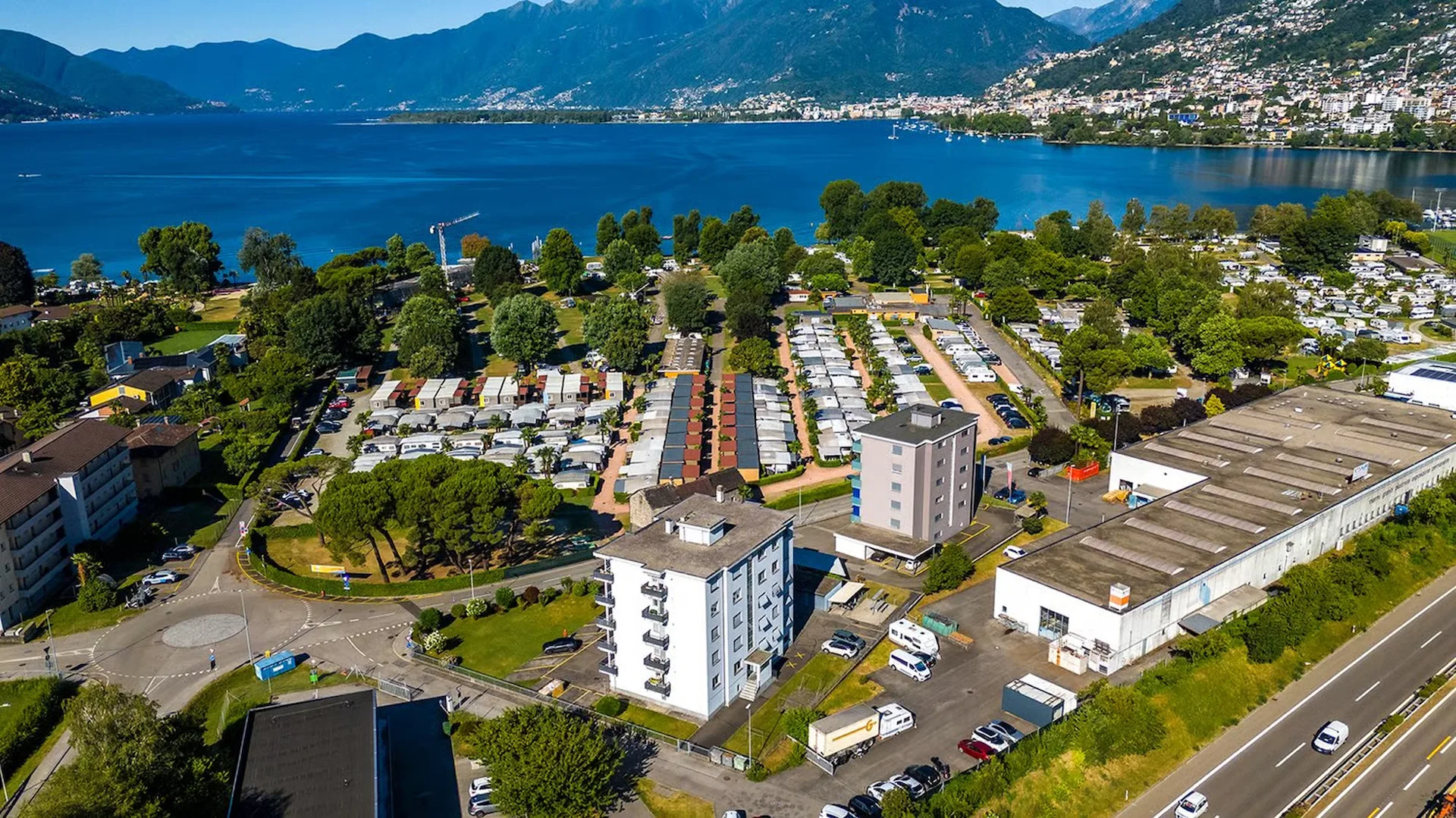 Appartement mit 4,5 Zimmern und offenem Blick in Tenero-Contra