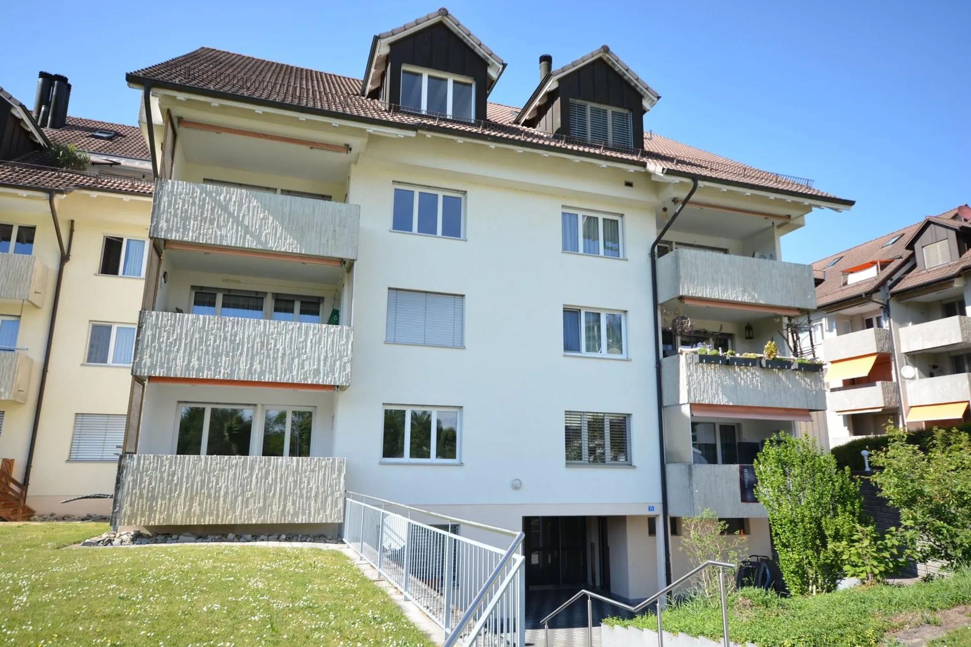 Nahe dem See - Leben, wo andere Ferien machen - charmante 3.5-Zi.-Maisonettewhng in Landschlacht