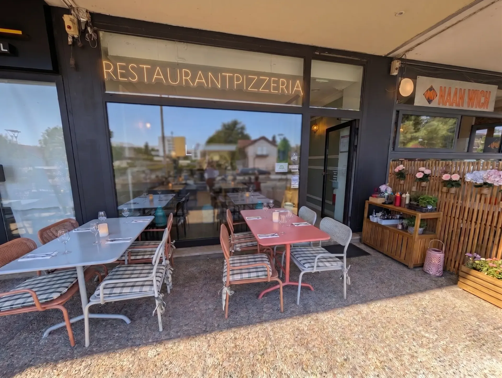 Takeover of a Restaurant Fund - Pizzeria - or Traditional Restaurant - Premium Location on the Swiss Border