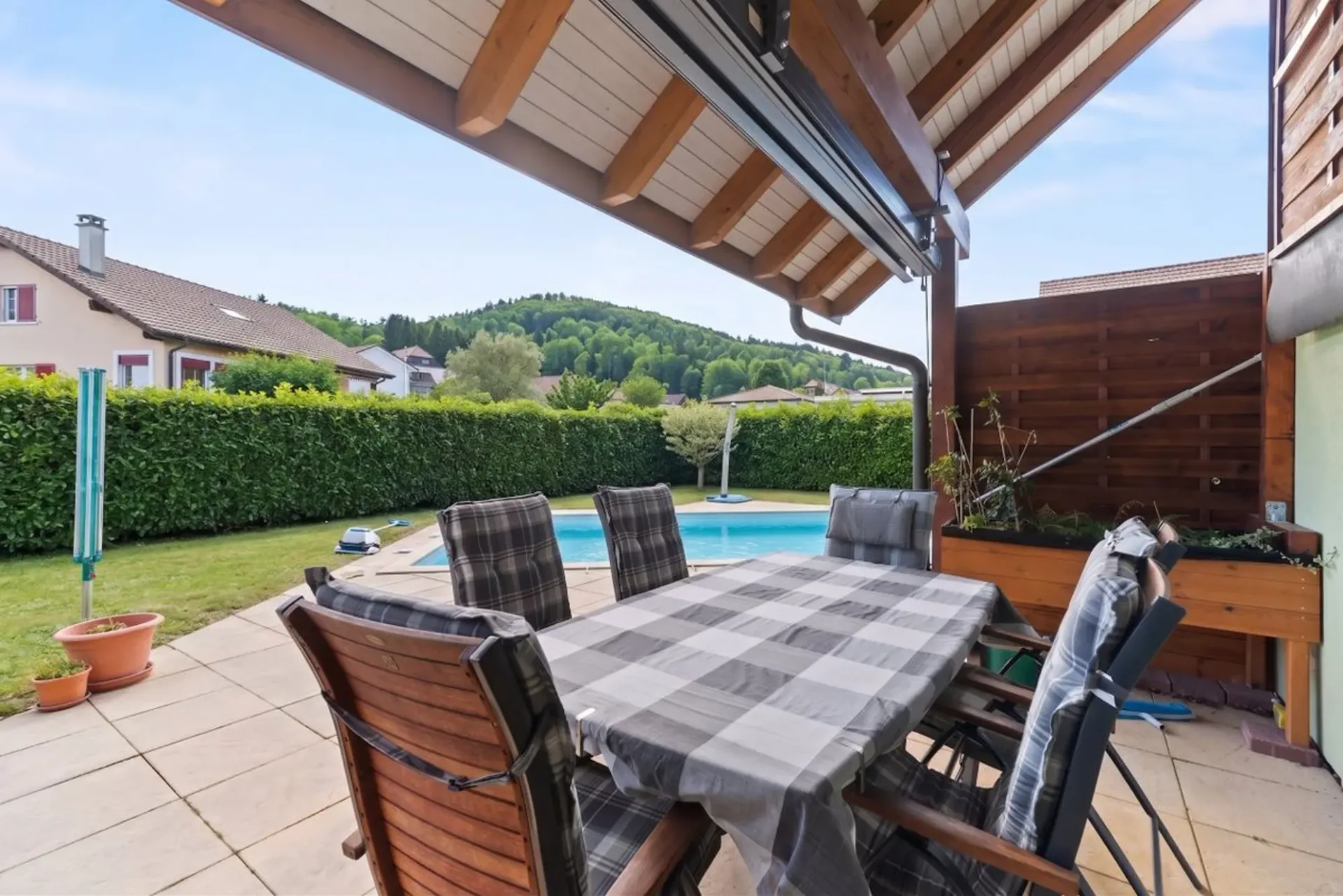 Zwei Schritte von Estavayer-le-Lac entfernt: Villa mit Pool, Sauna und 4 Zimmern auf 910 m²