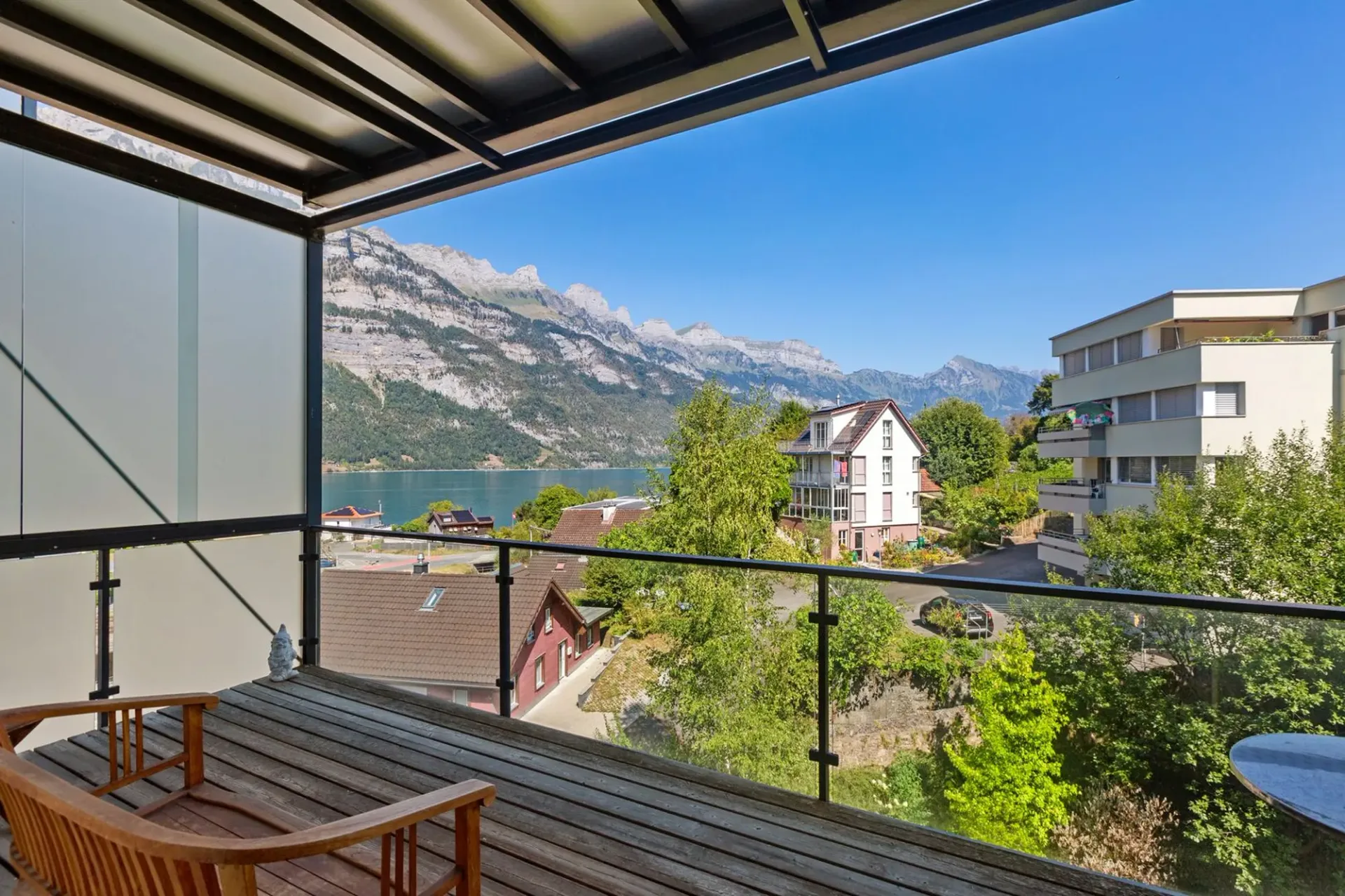 Grosse Loft-Wohnung am Walensee mit Blick auf die Churfirsten