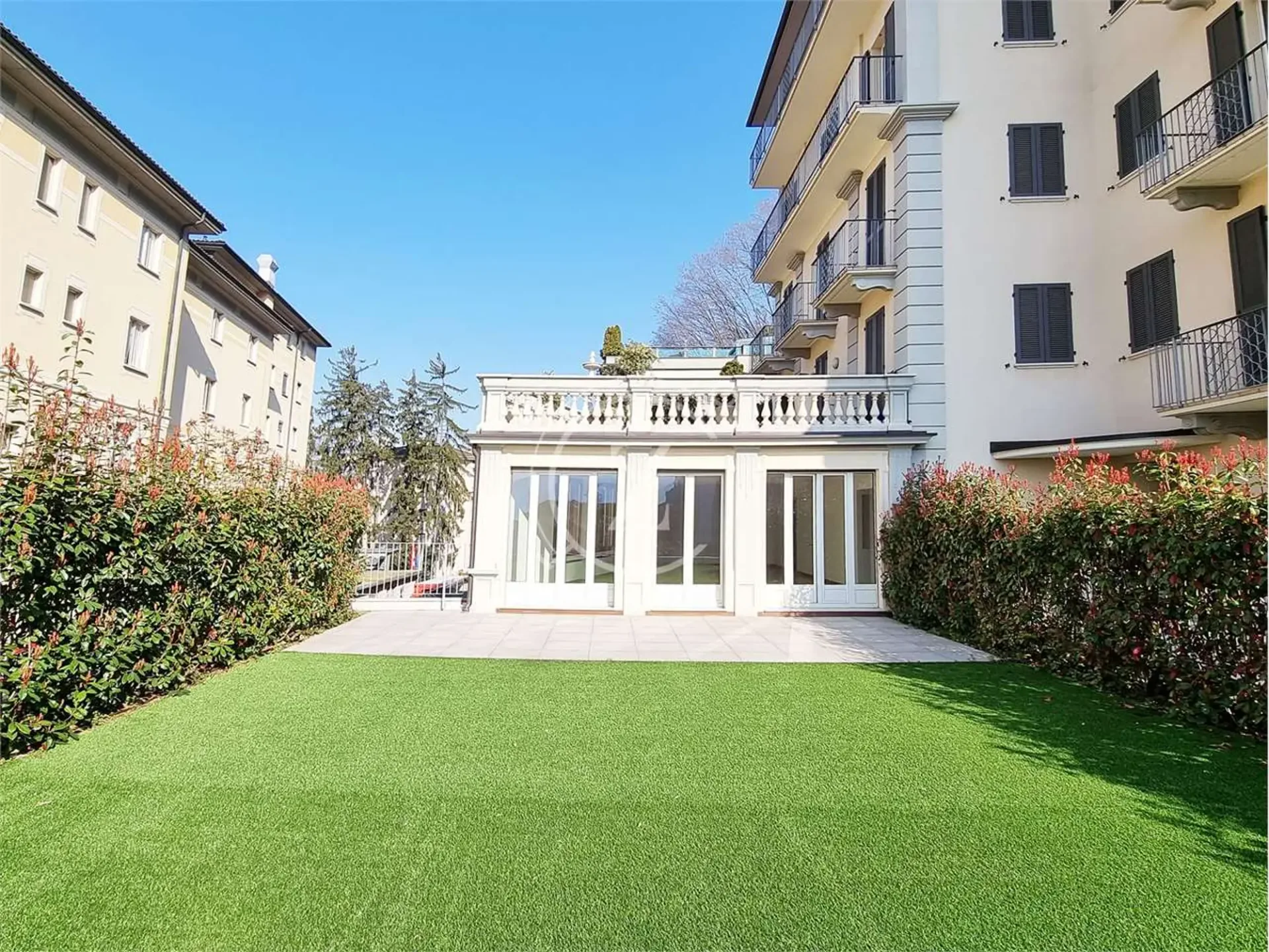 Wohnung 4.5 Zimmer mit Garten in Castagnola