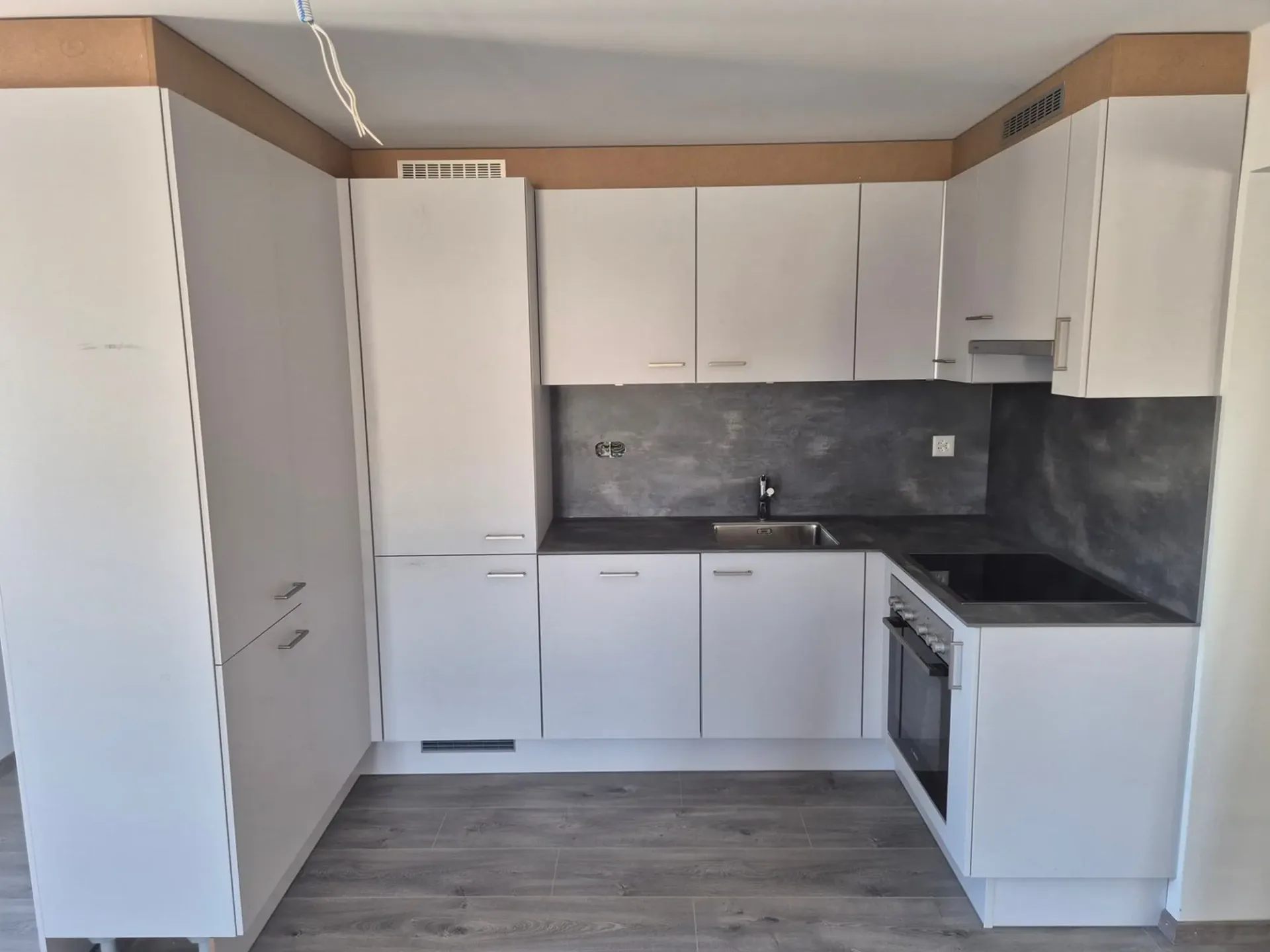 Wohnung 2.5 Zimmer renoviert, umgebbar in 3 Zimmer