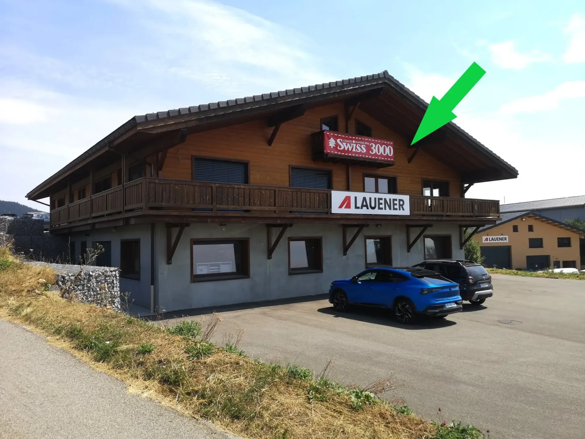 Ufficio spazioso in affitto a Le Cerneux-Péquignot in zona artigianale